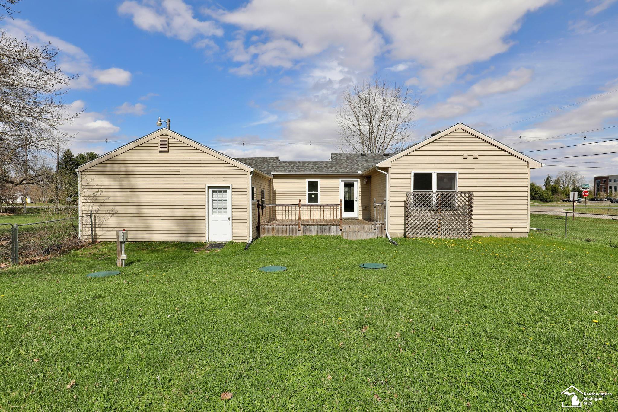 695 N Cedar Street, Mason, MI 48854 — Photo 33