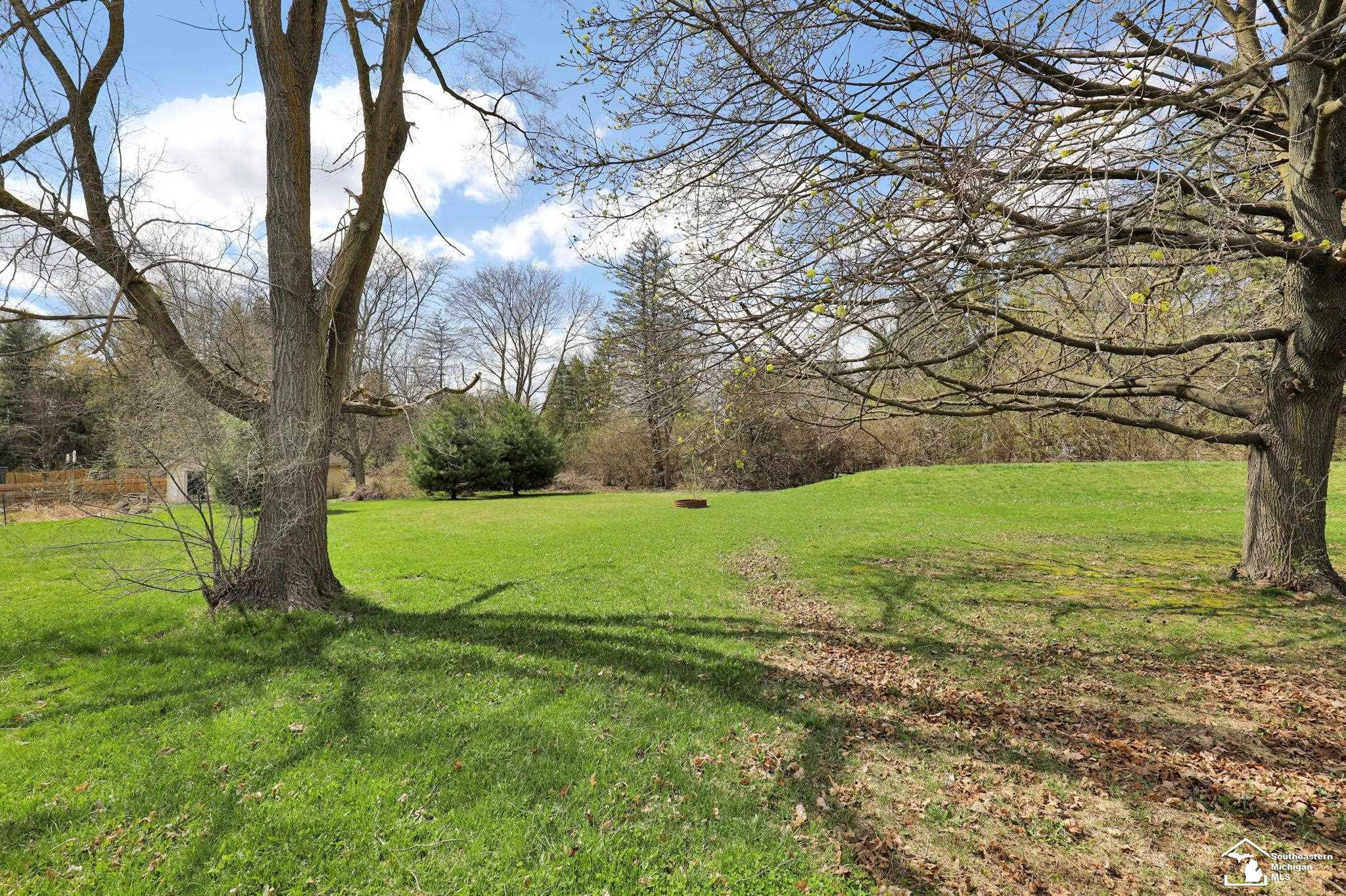 695 N Cedar Street, Mason, MI 48854 — Photo 37