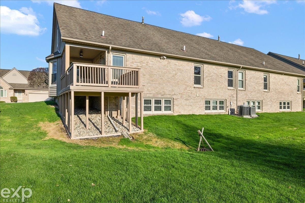 47213 Mission Valley W, 5, Macomb, MI 48042 — Photo 5