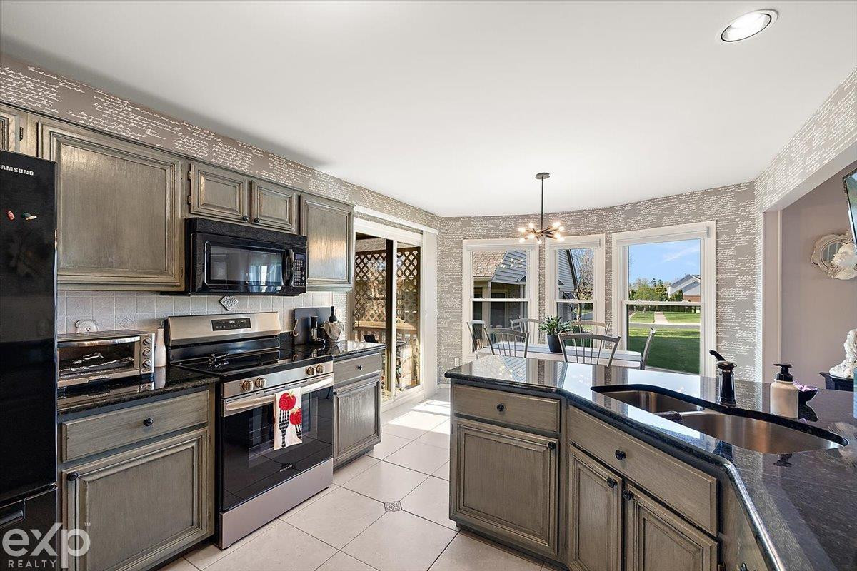 47213 Mission Valley W, 5, Macomb, MI 48042 — Photo 18
