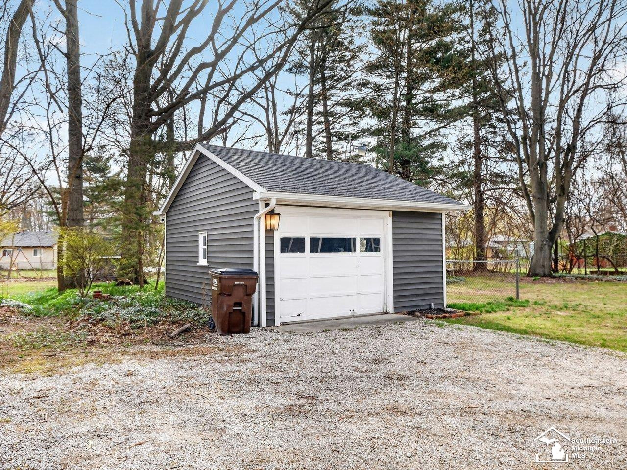 6790 Douglas Road, Lambertville, MI 48144 — Photo 31