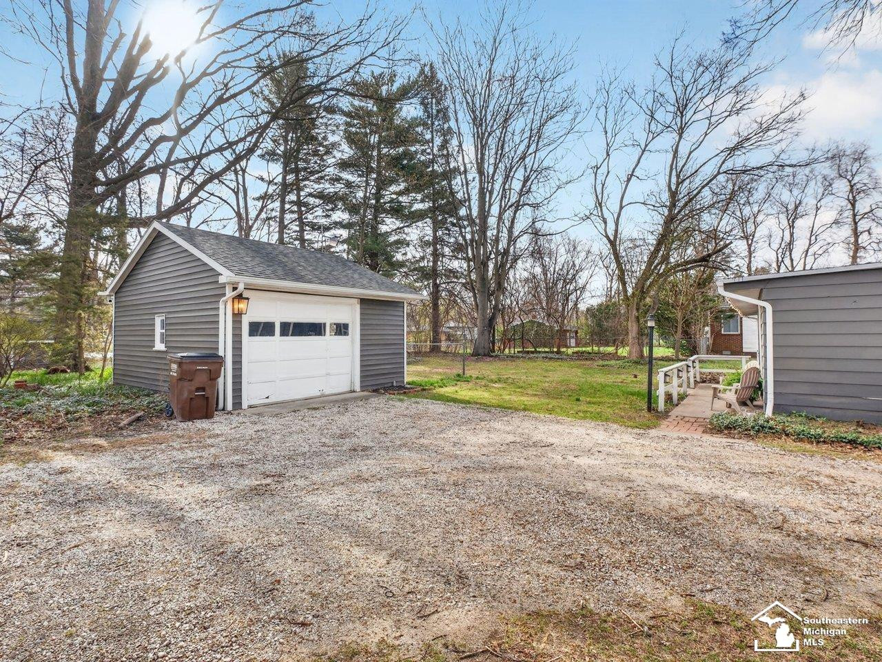 6790 Douglas Road, Lambertville, MI 48144 — Photo 32