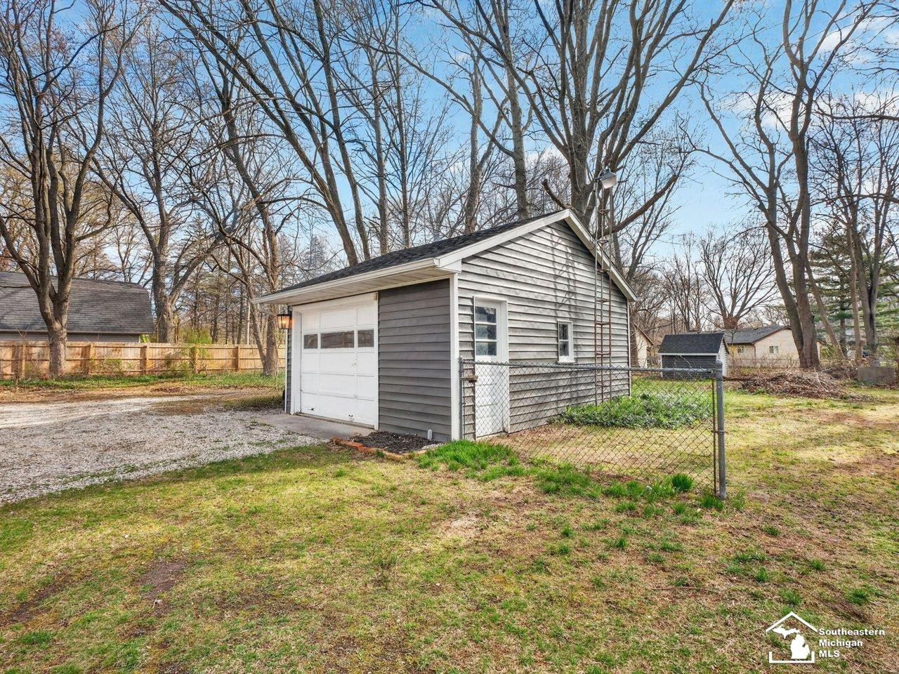6790 Douglas Road, Lambertville, MI 48144 — Photo 54