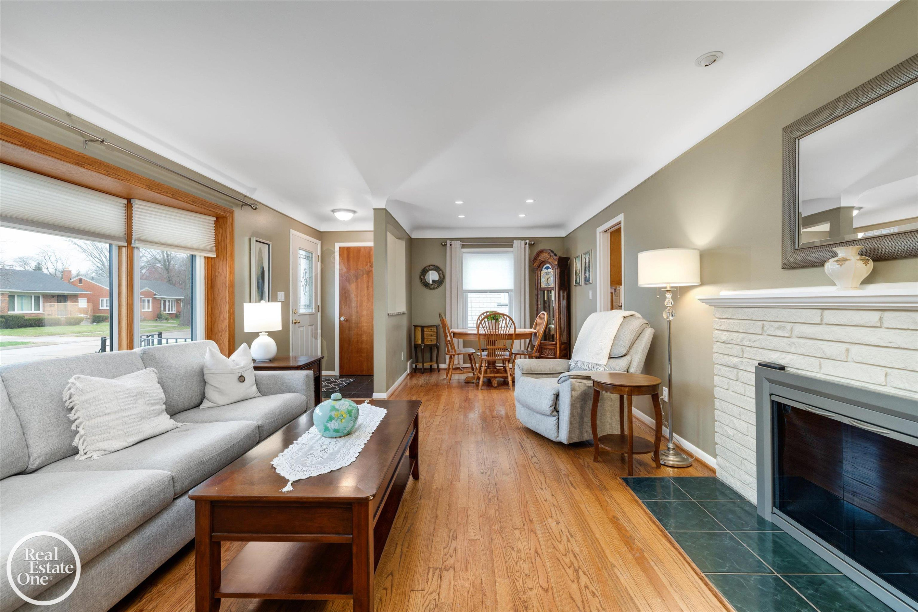 1713 Aline Drive, Grosse Pointe Woods, MI 48236 — Photo 7