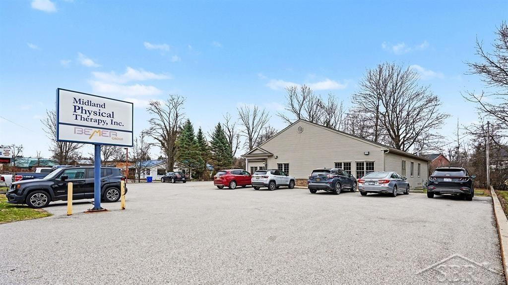 Unit B 5319 N Saginaw Road, Midland, MI 48642 — Photo 3