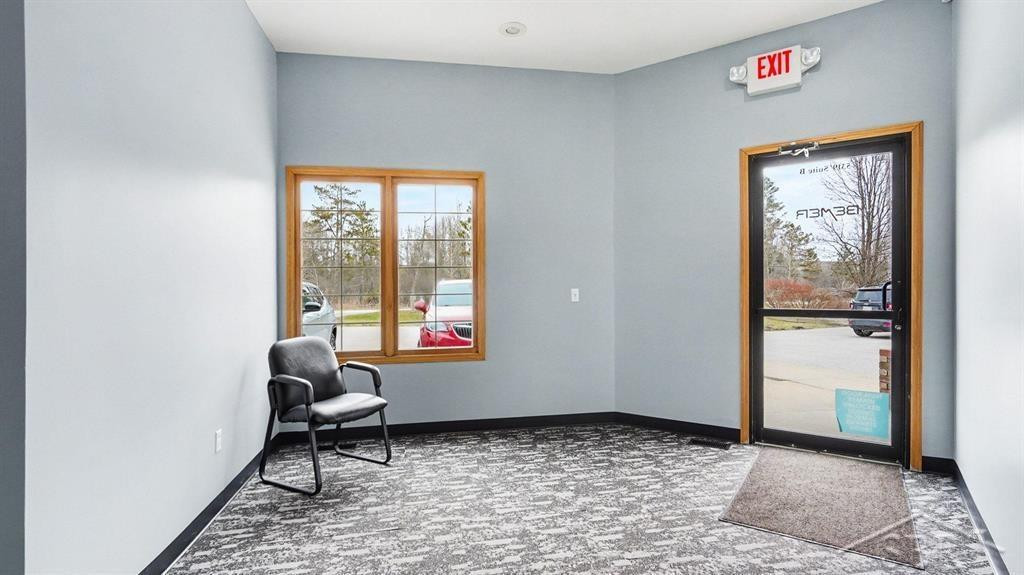 Unit B 5319 N Saginaw Road, Midland, MI 48642 — Photo 11