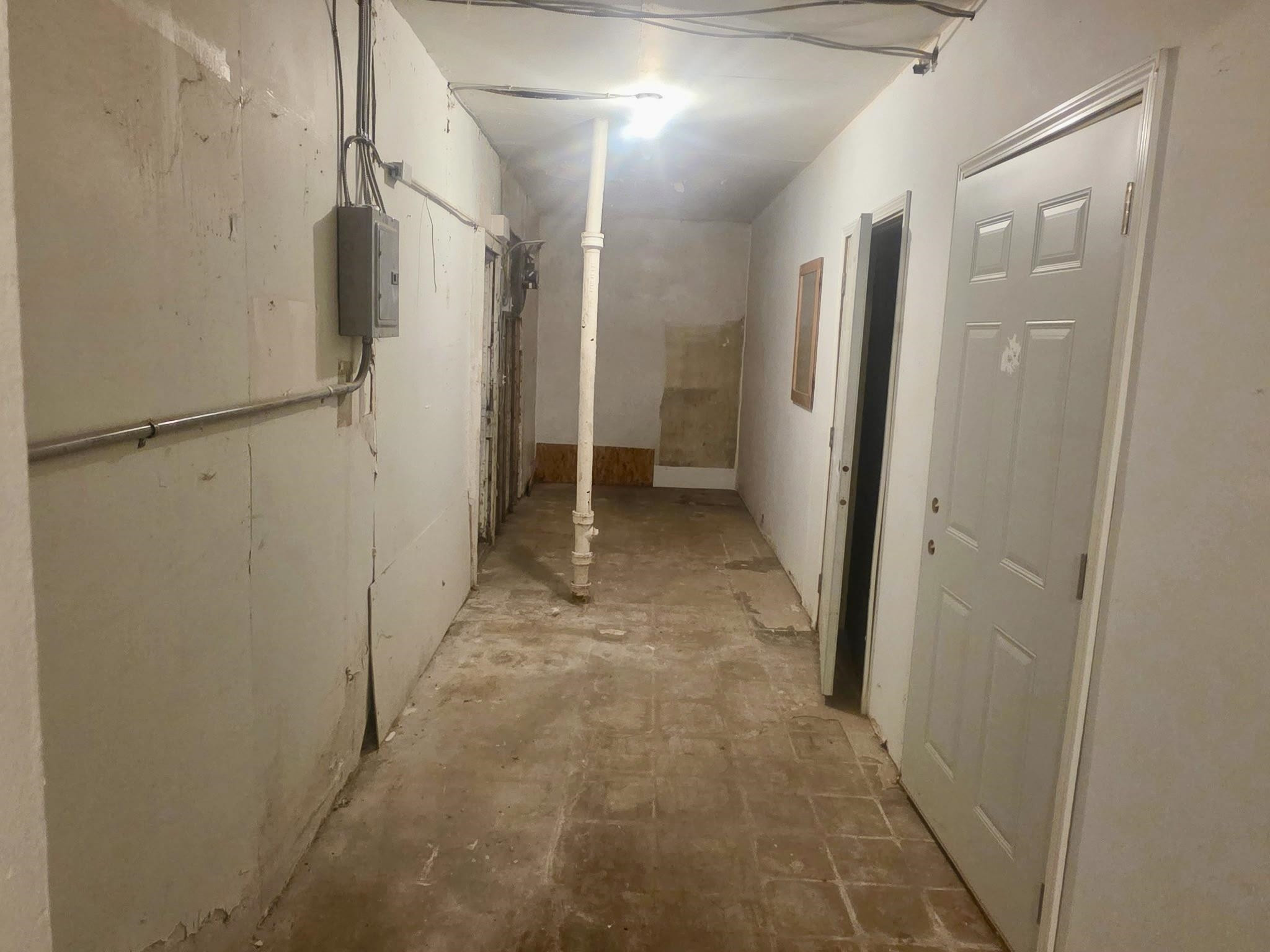 6069 Lapeer Road, Burton, MI 48509 — Photo 22