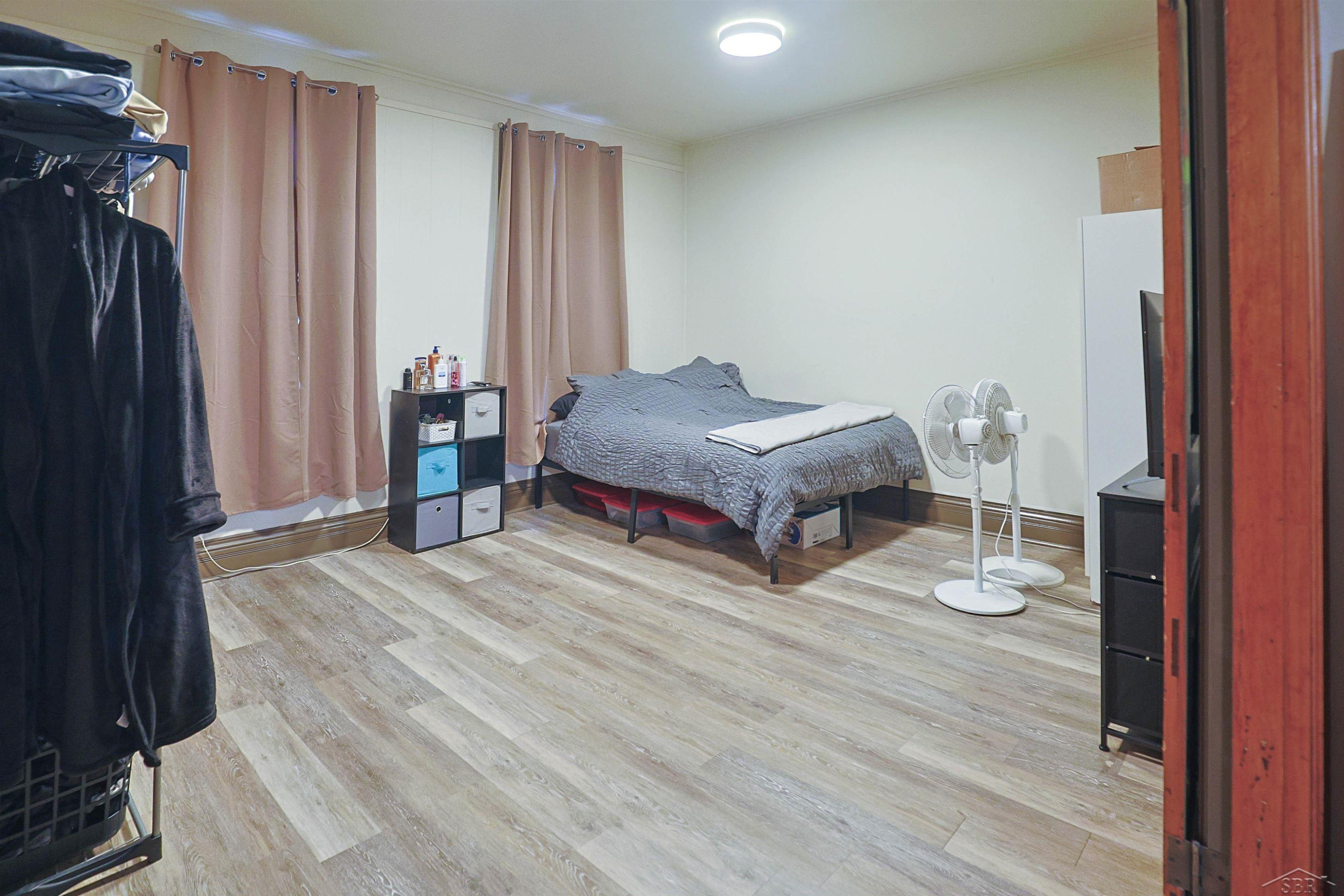 110 N Madison Avenue, Bay City, MI 48708 — Photo 11