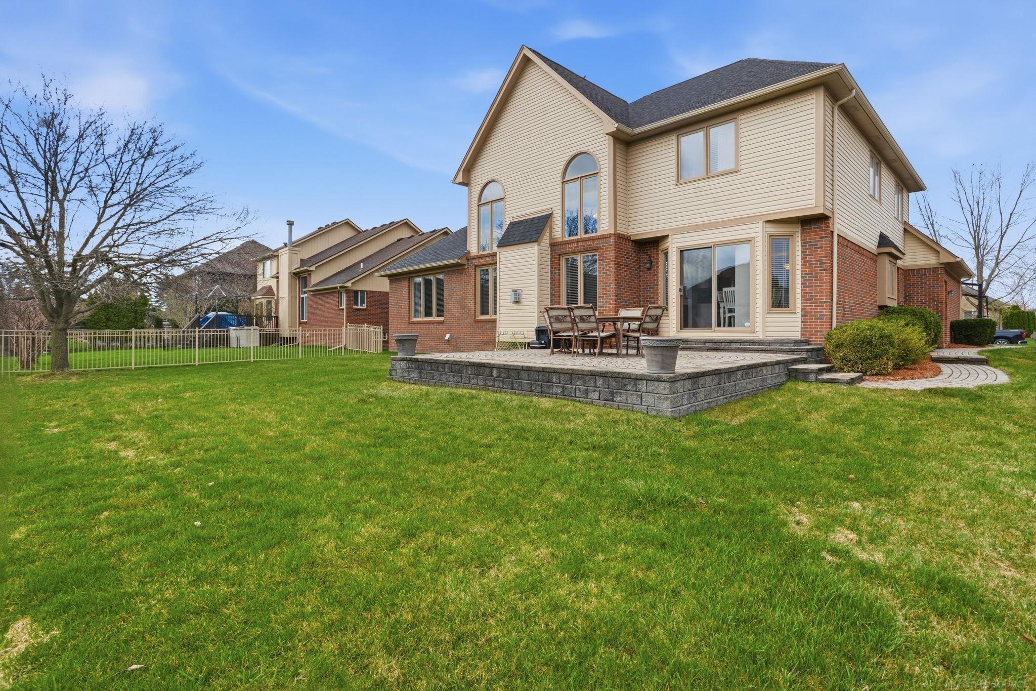21351 Bunker Drive, Macomb, MI 48042 — Photo 35