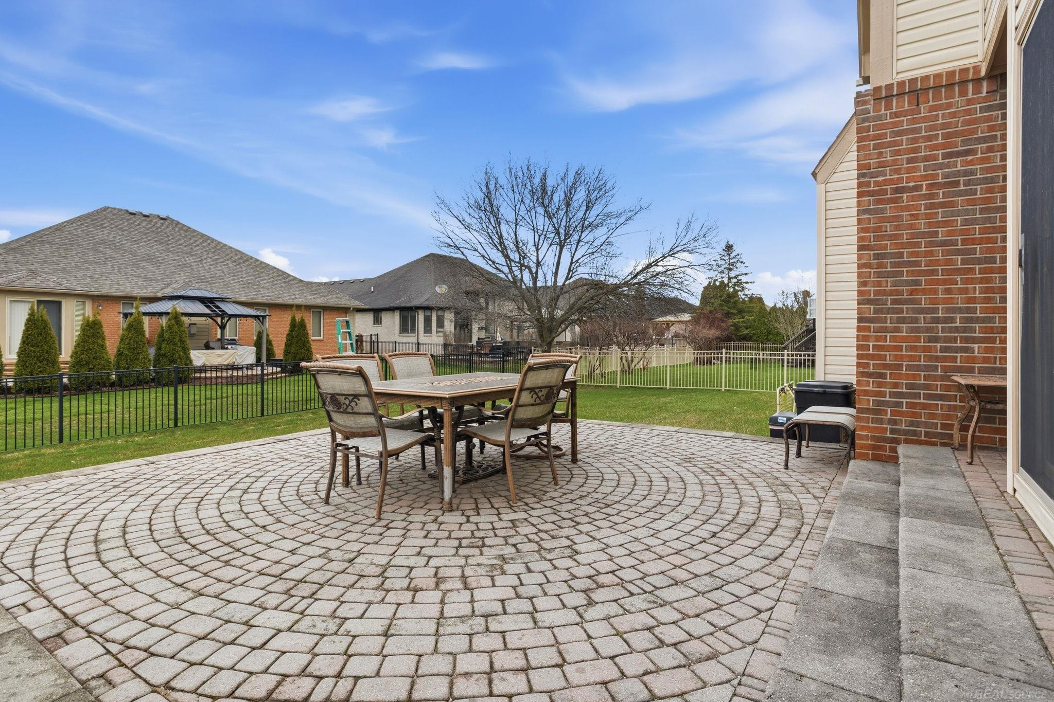 21351 Bunker Drive, Macomb, MI 48042 — Photo 37