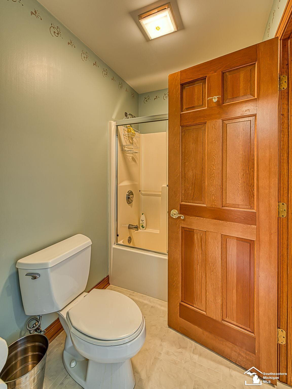 5535 E Dartmoor Drive, Monroe, MI 48161 — Photo 7