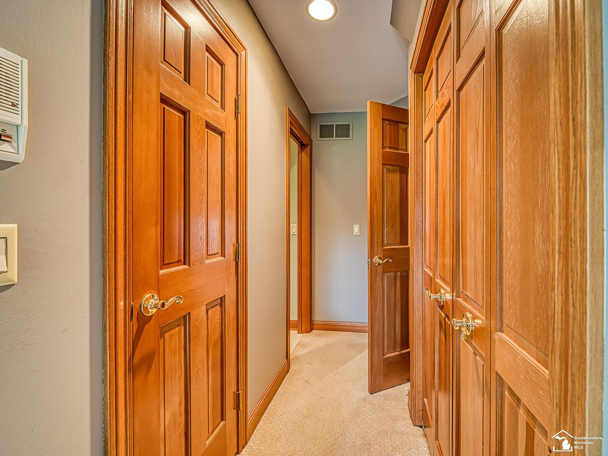 5535 E Dartmoor Drive, Monroe, MI 48161 — Photo 9