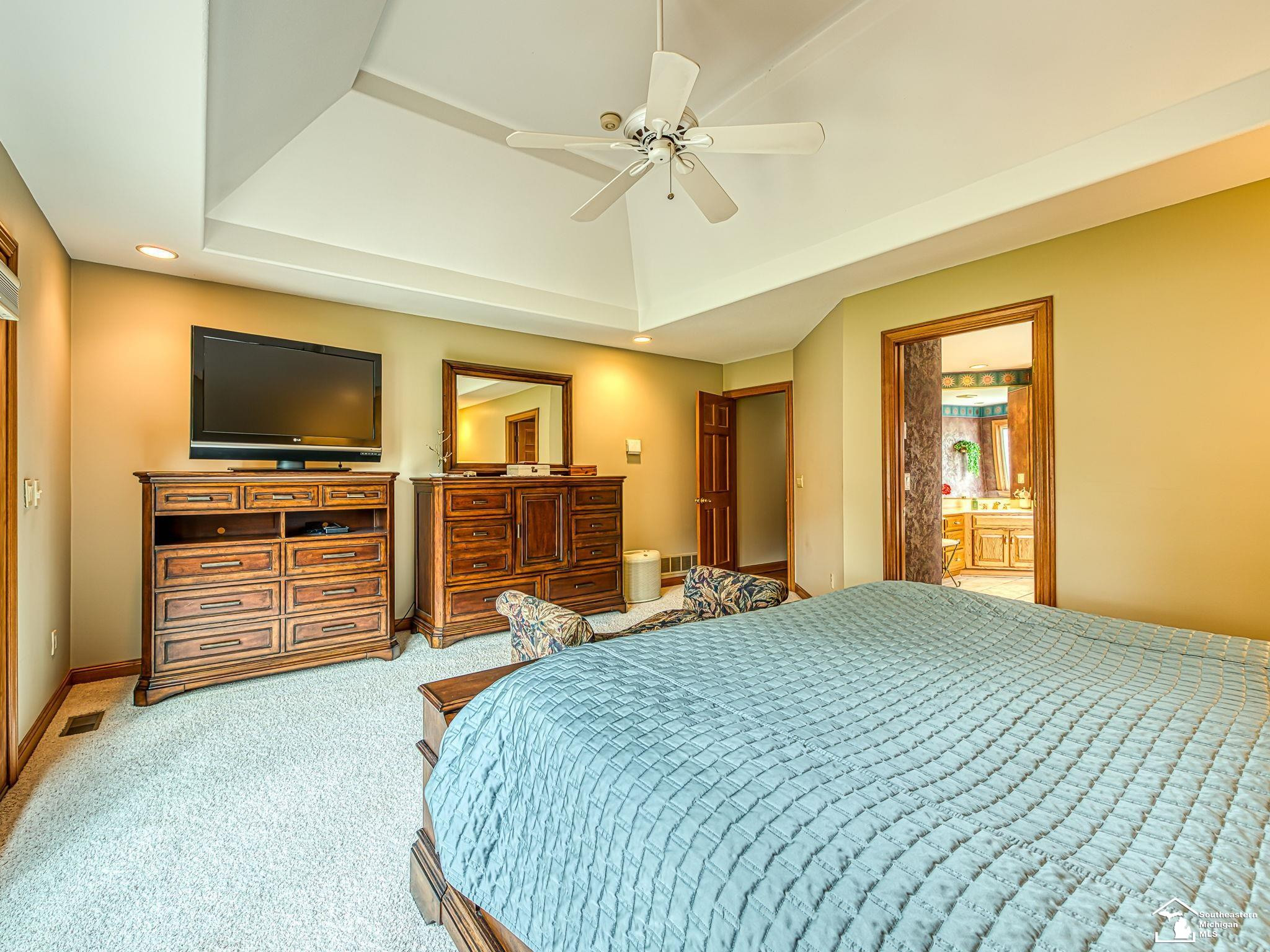 5535 E Dartmoor Drive, Monroe, MI 48161 — Photo 17