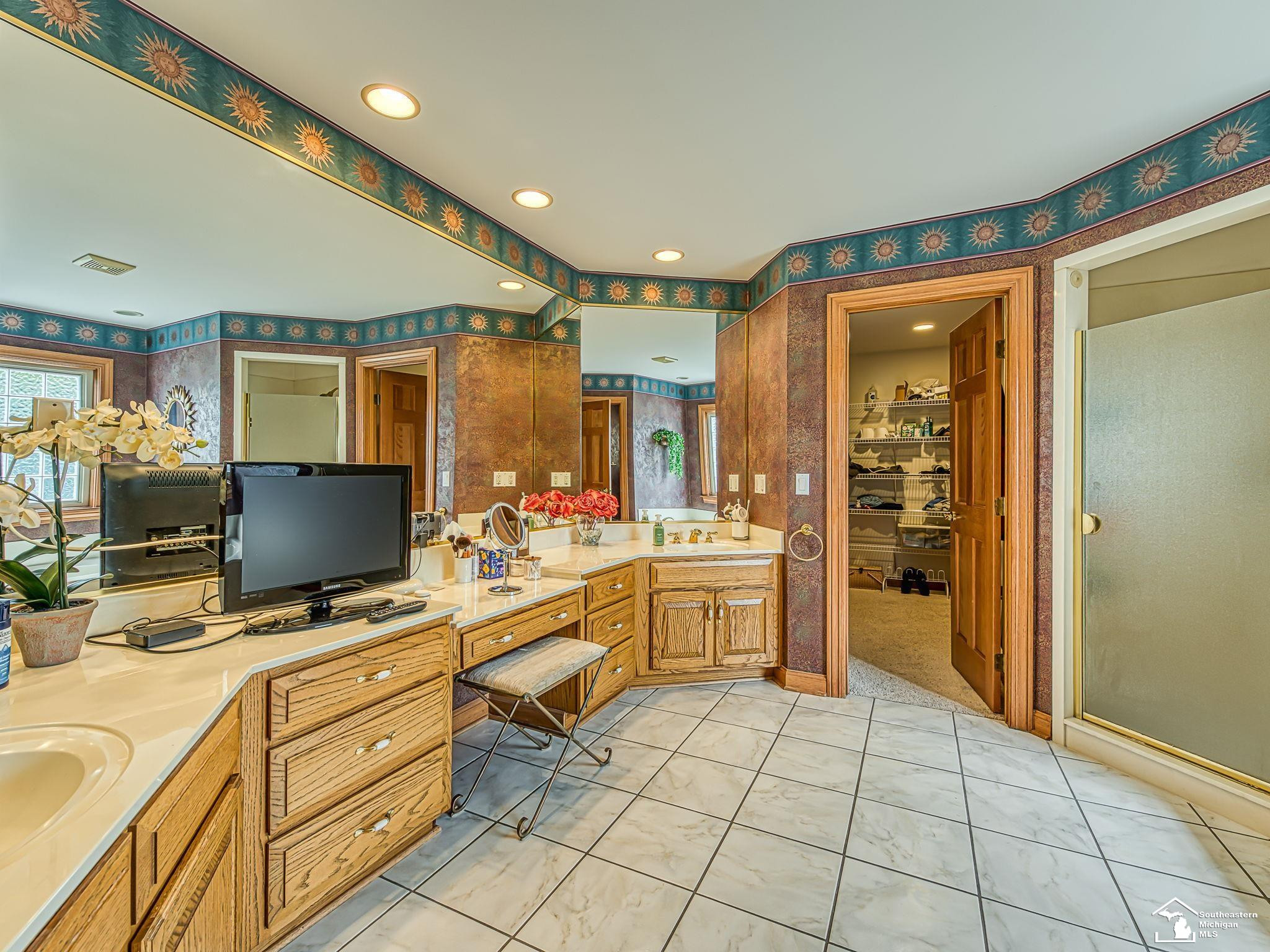 5535 E Dartmoor Drive, Monroe, MI 48161 — Photo 19