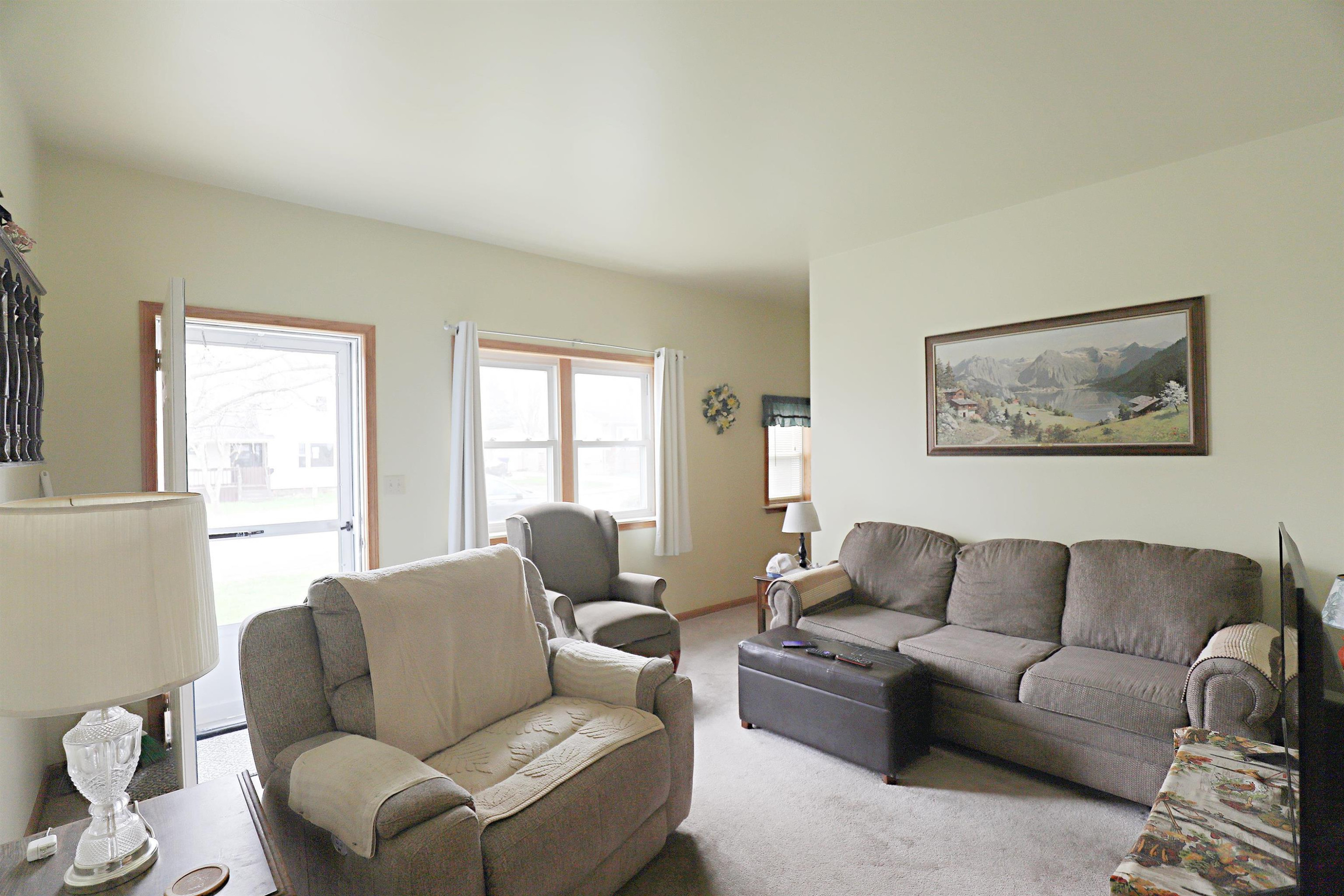 312 S Brady Street, Corunna, MI 48817 — Photo 4