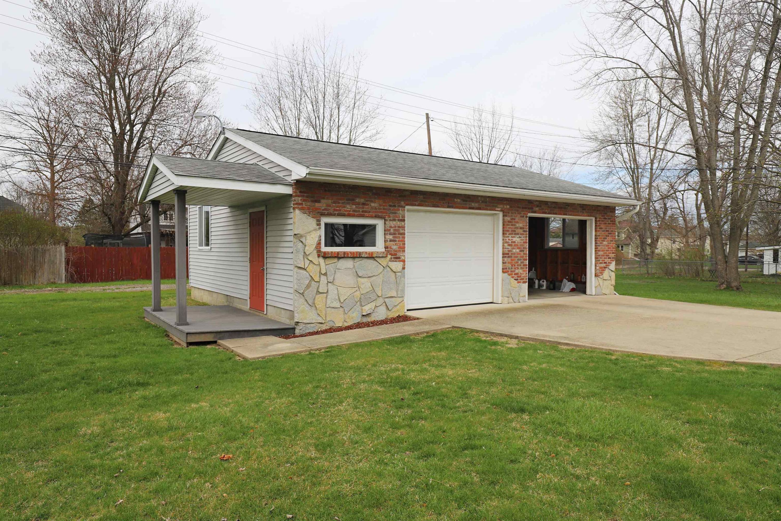 312 S Brady Street, Corunna, MI 48817 — Photo 26