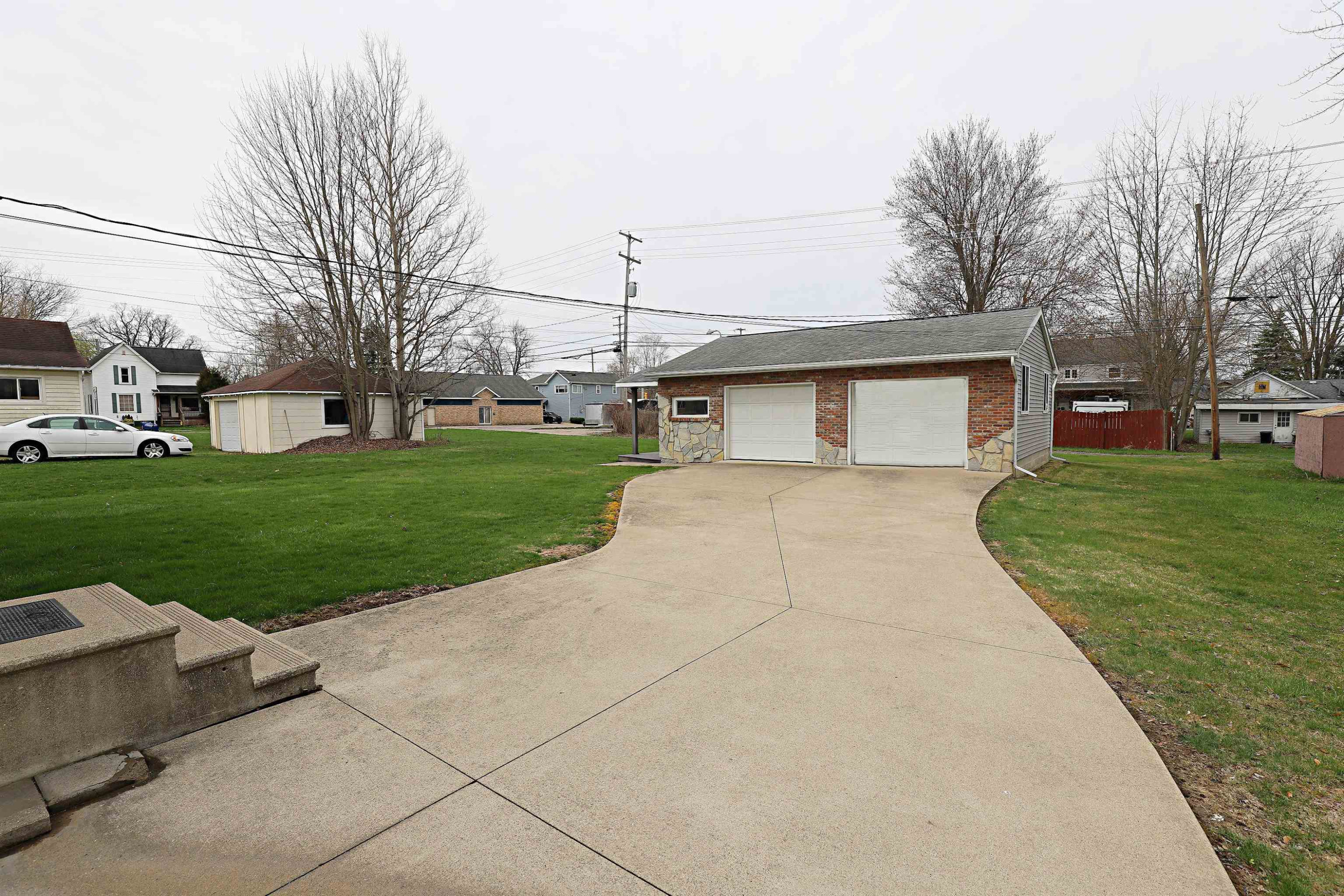 312 S Brady Street, Corunna, MI 48817 — Photo 29