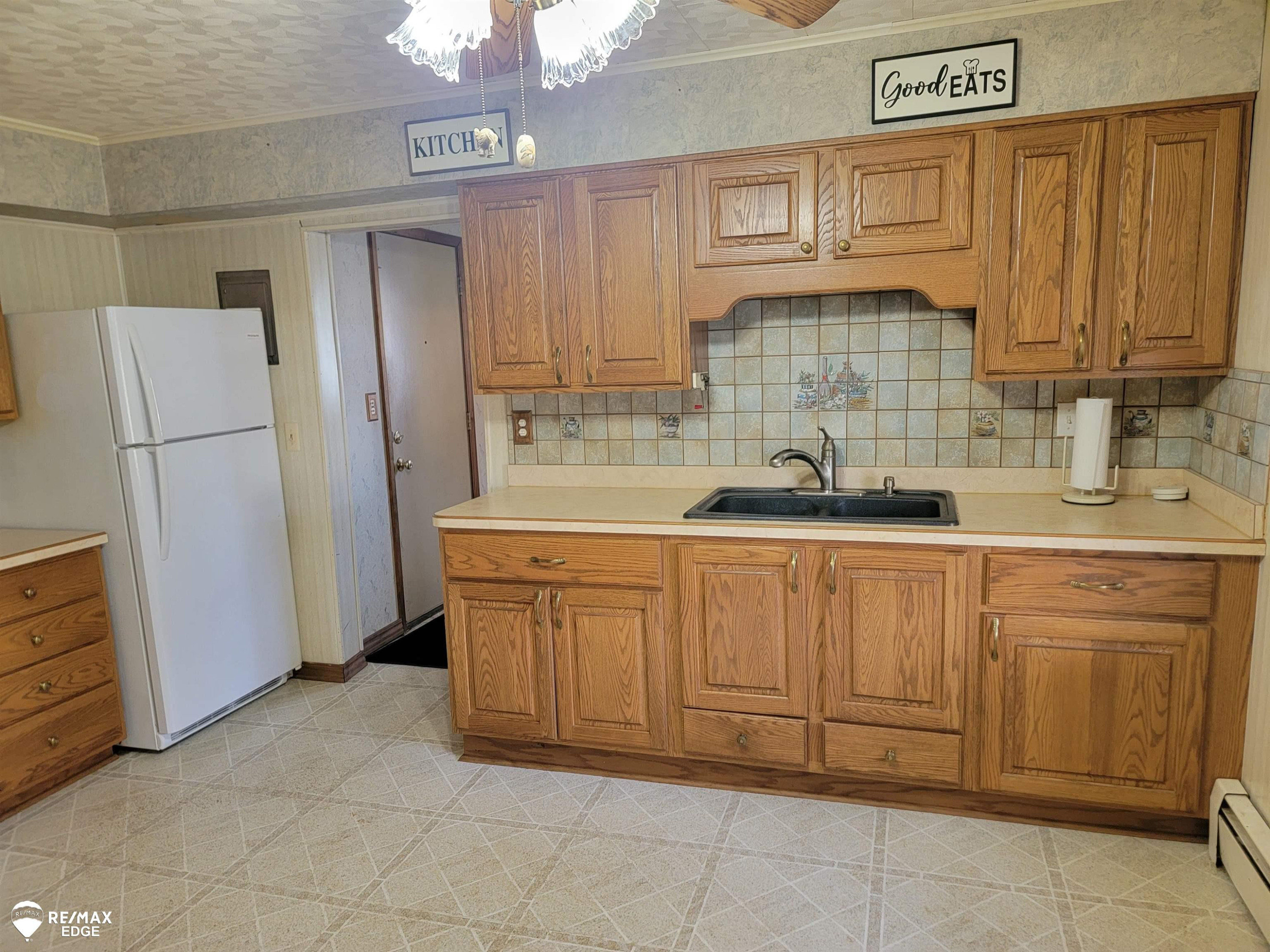 211 Athletic Street, Otisville, MI 48463 — Photo 5