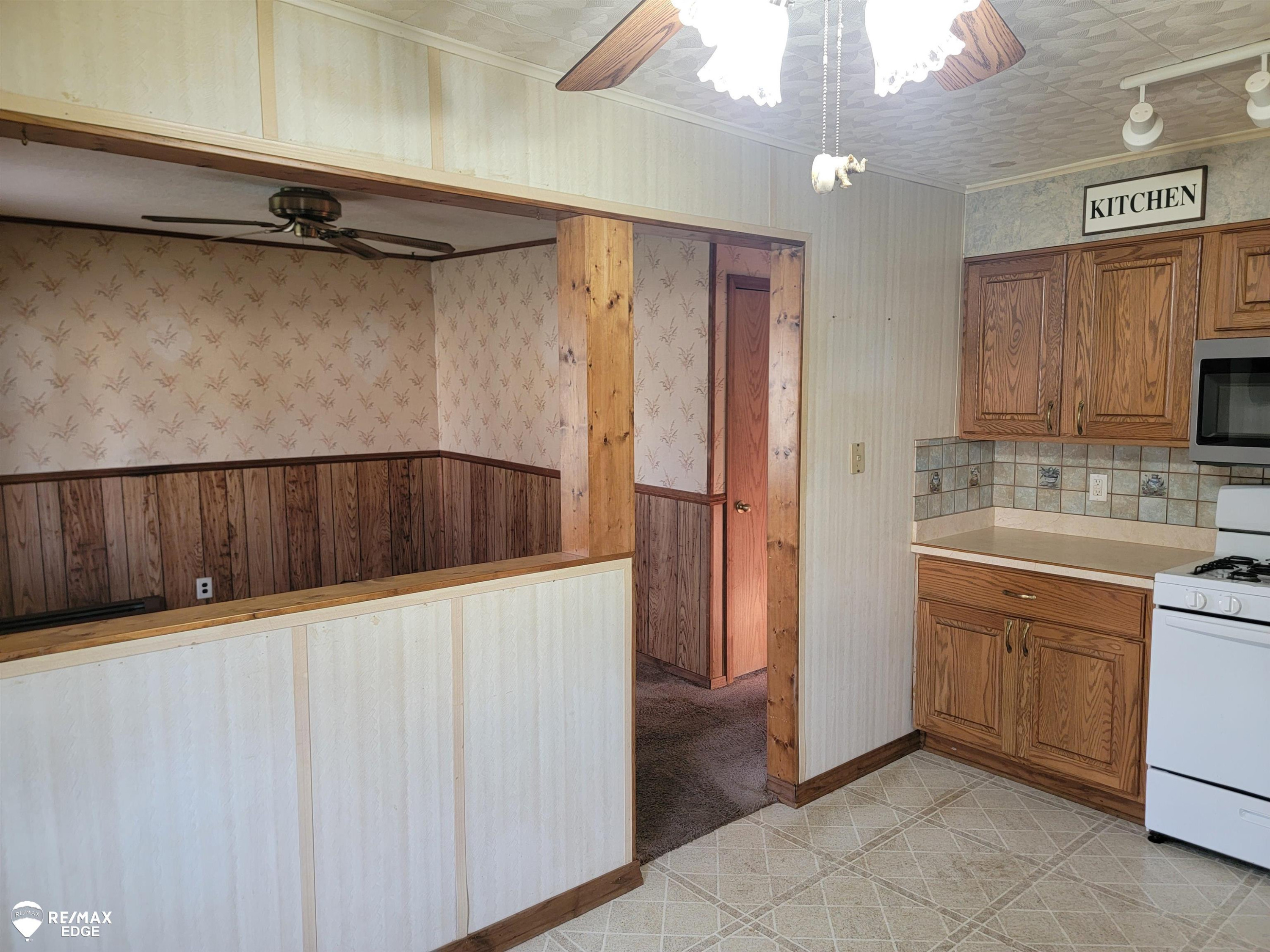 211 Athletic Street, Otisville, MI 48463 — Photo 6
