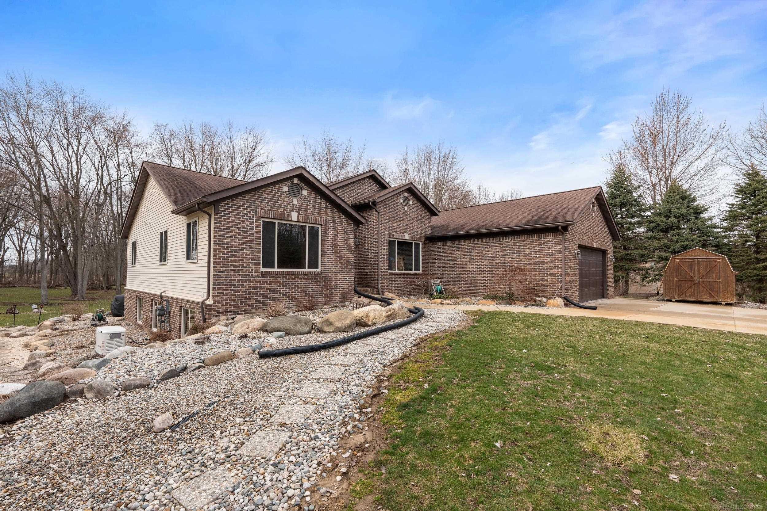 5650 Grace Lane, Almont, MI 48003 — Photo 2