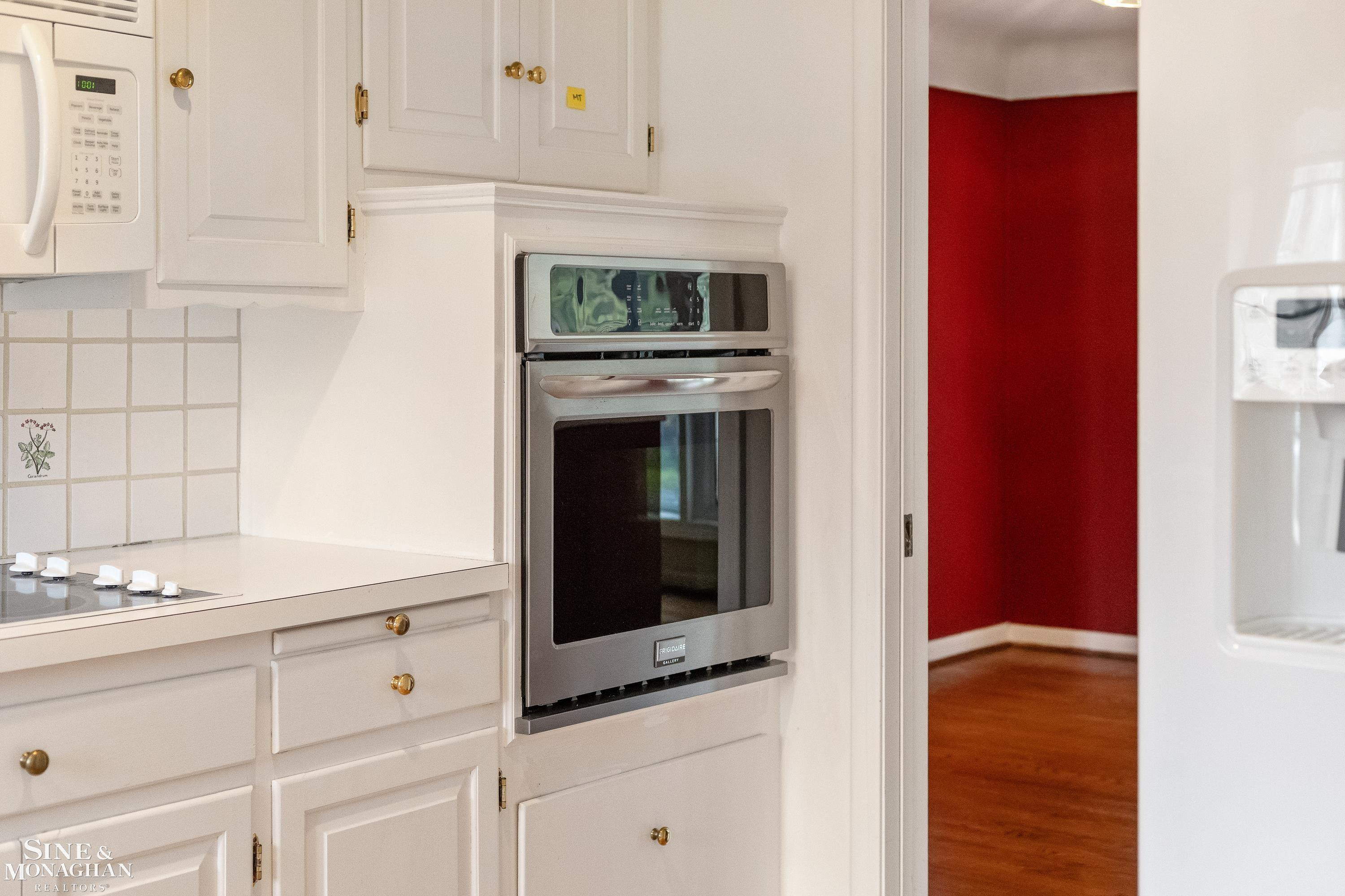 72 S Duval Road, Grosse Pointe Shores, MI 48236 — Photo 10