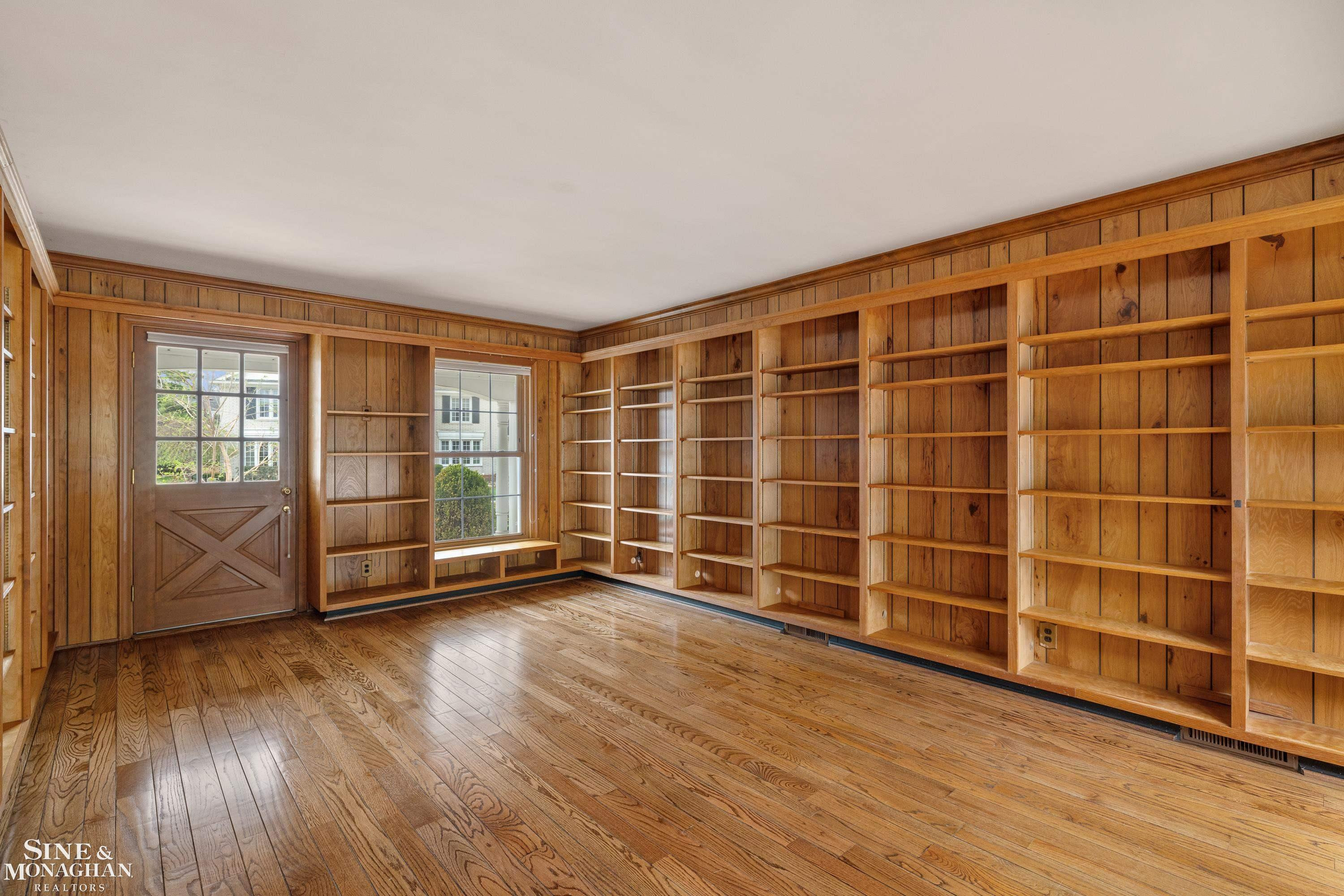 72 S Duval Road, Grosse Pointe Shores, MI 48236 — Photo 17