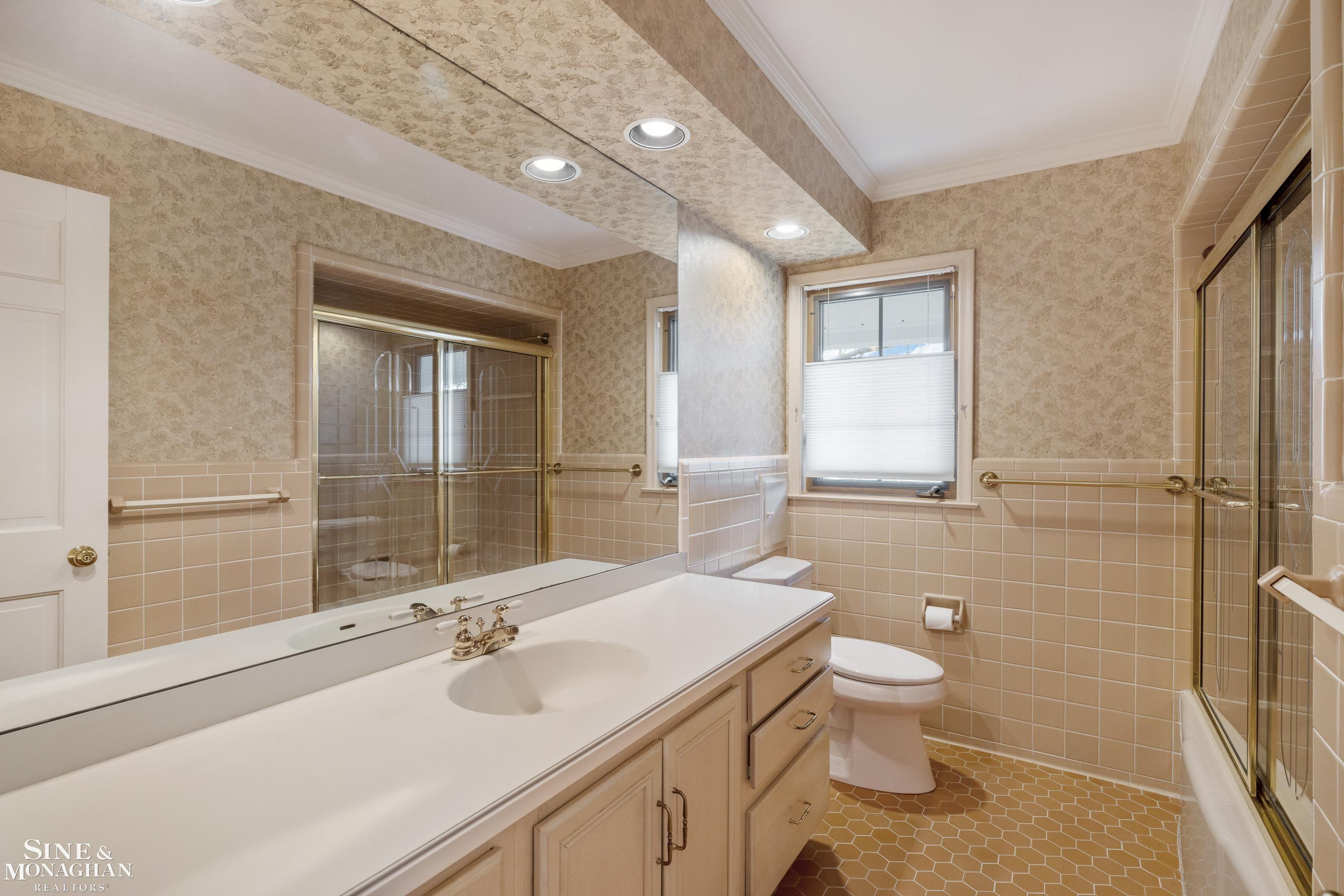 72 S Duval Road, Grosse Pointe Shores, MI 48236 — Photo 29