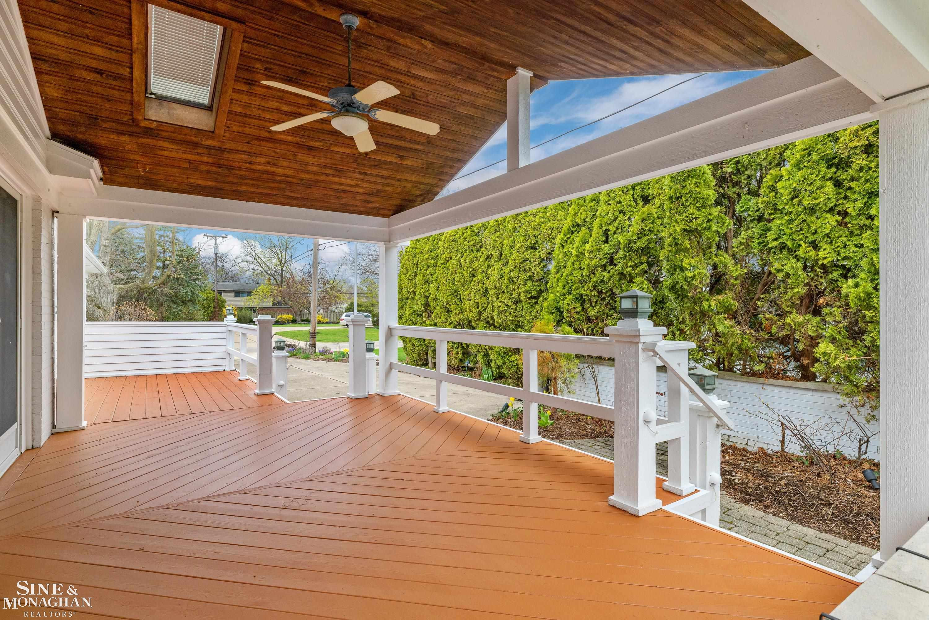 72 S Duval Road, Grosse Pointe Shores, MI 48236 — Photo 39