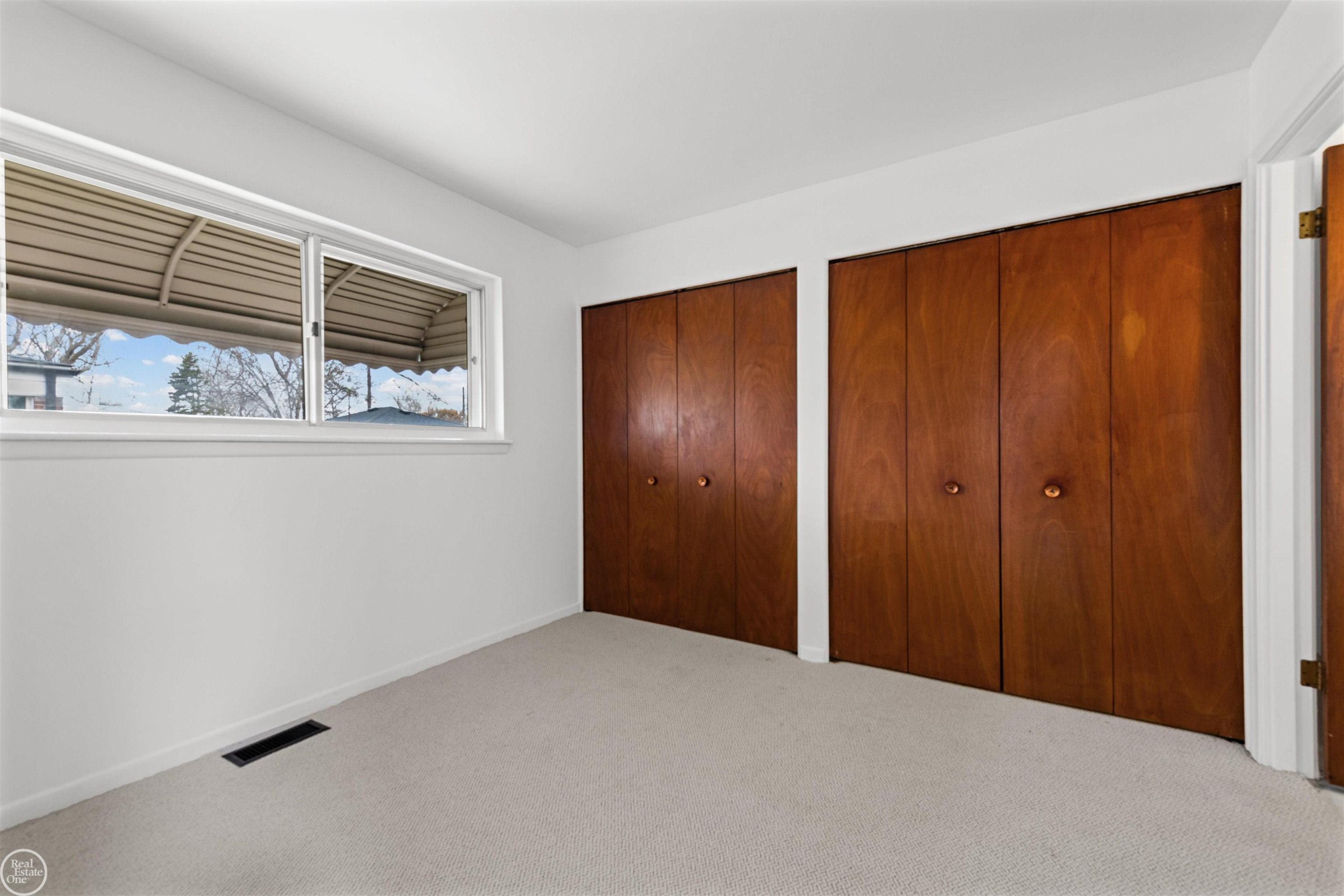 26627 Norma Street, Warren, MI 48089 — Photo 20