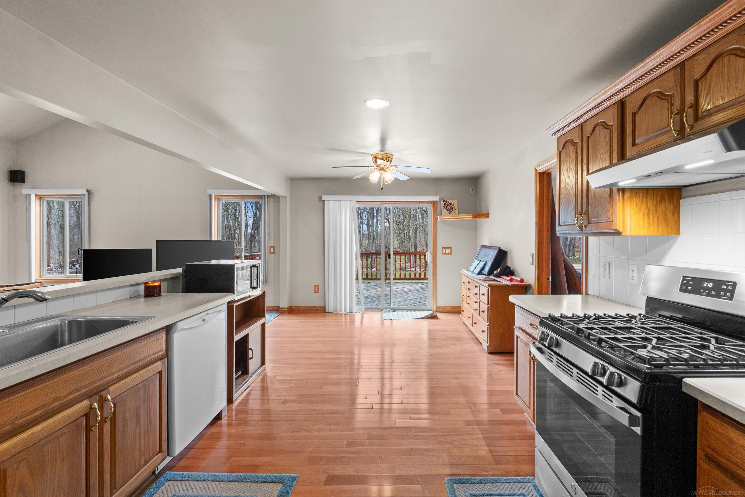 5650 Grace Lane, Almont, MI 48003 — Photo 15