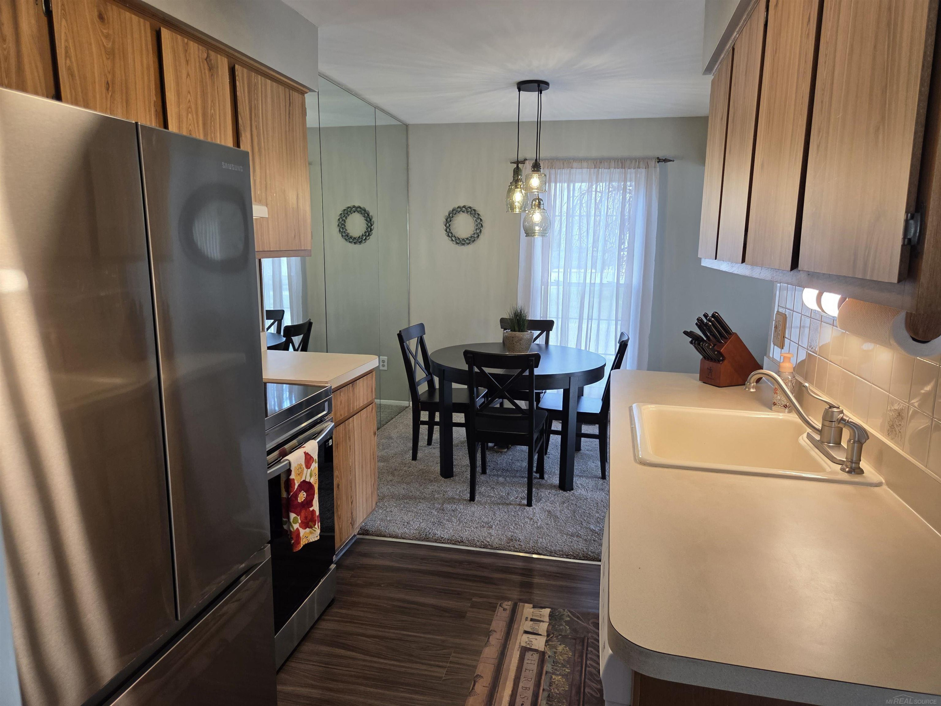 24655 Spring Lane, MI — Photo 8