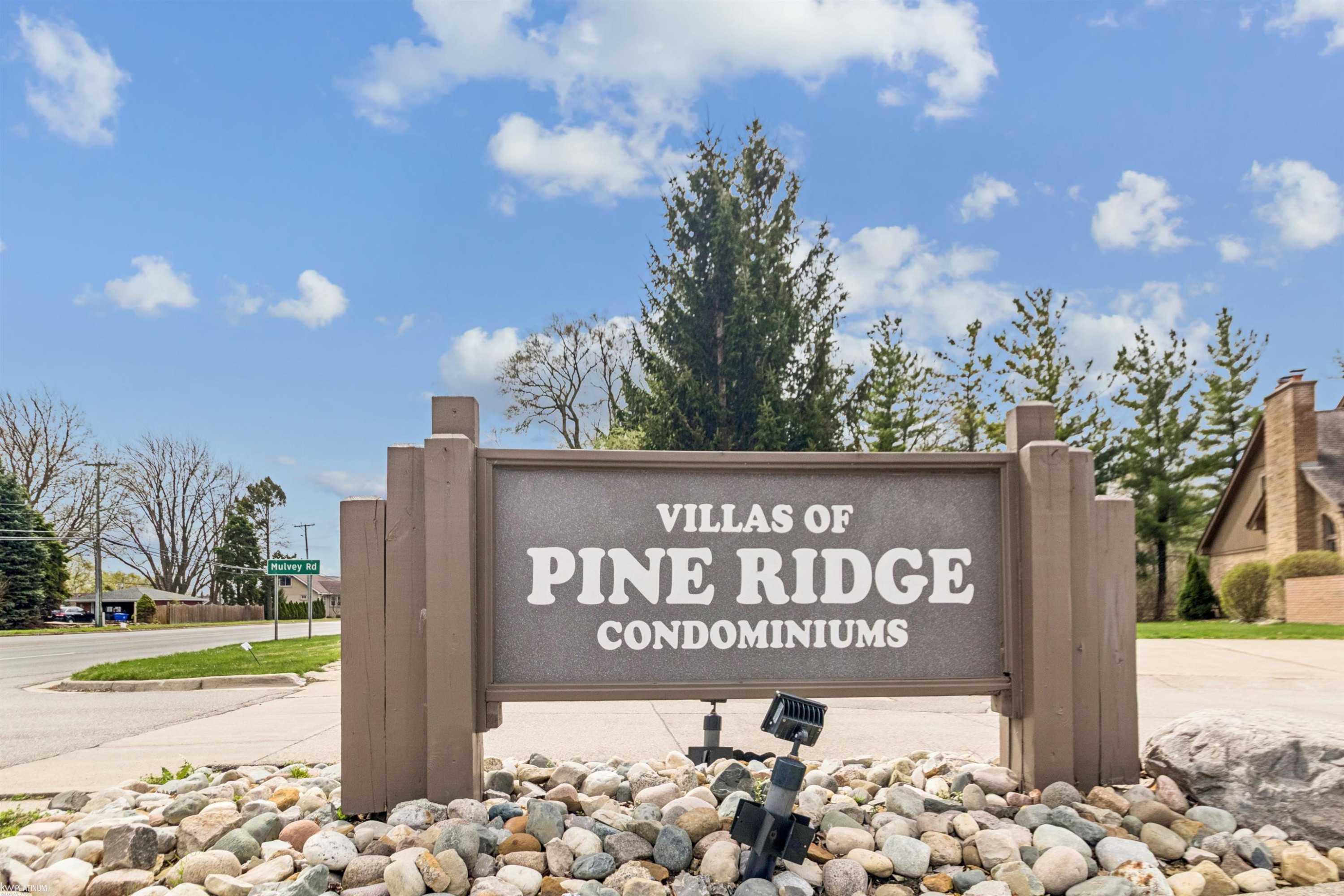 16231 Pine Ridge Drive, Fraser, MI 48026 — Photo 5