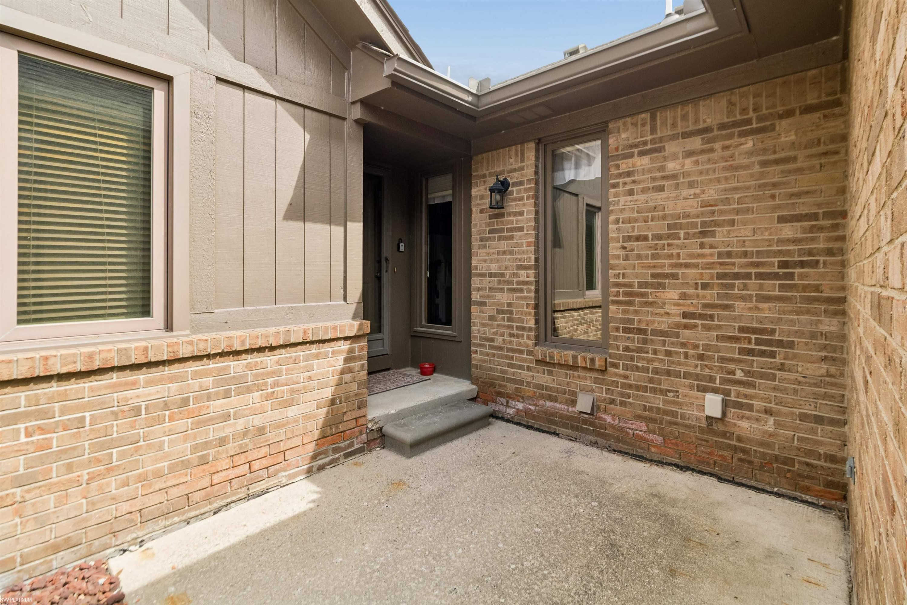 16231 Pine Ridge Drive, Fraser, MI 48026 — Photo 7