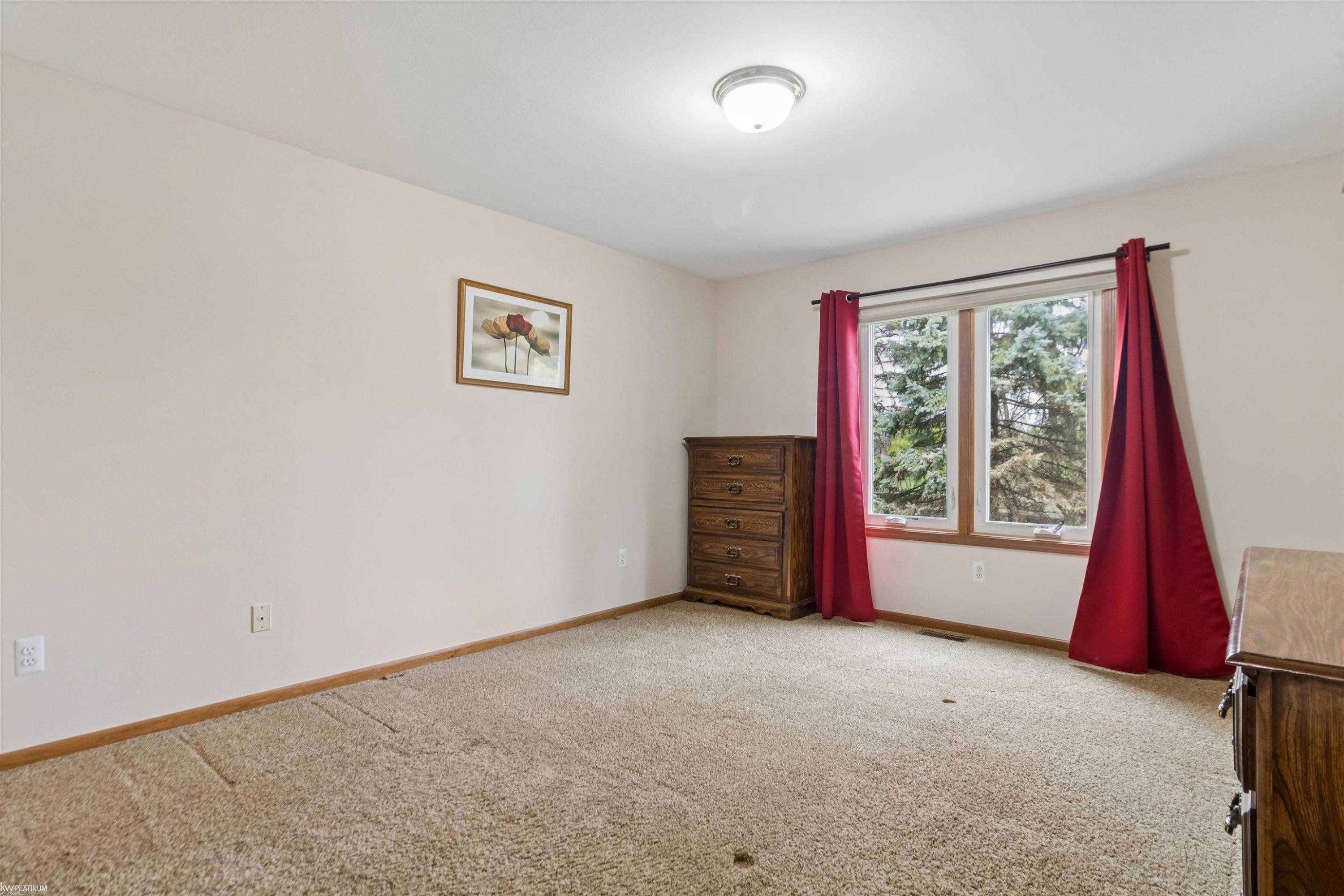 16231 Pine Ridge Drive, Fraser, MI 48026 — Photo 21