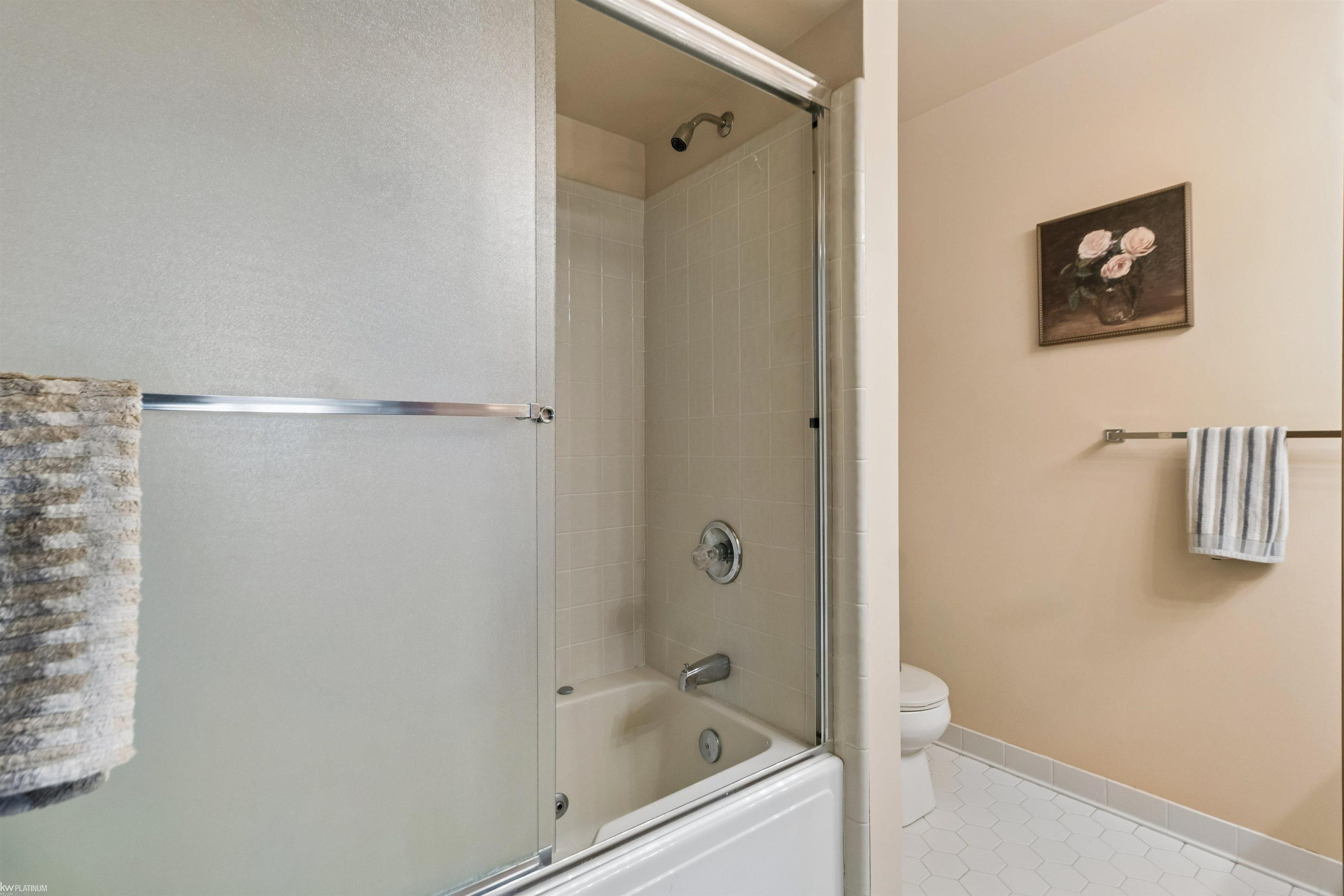16231 Pine Ridge Drive, Fraser, MI 48026 — Photo 30