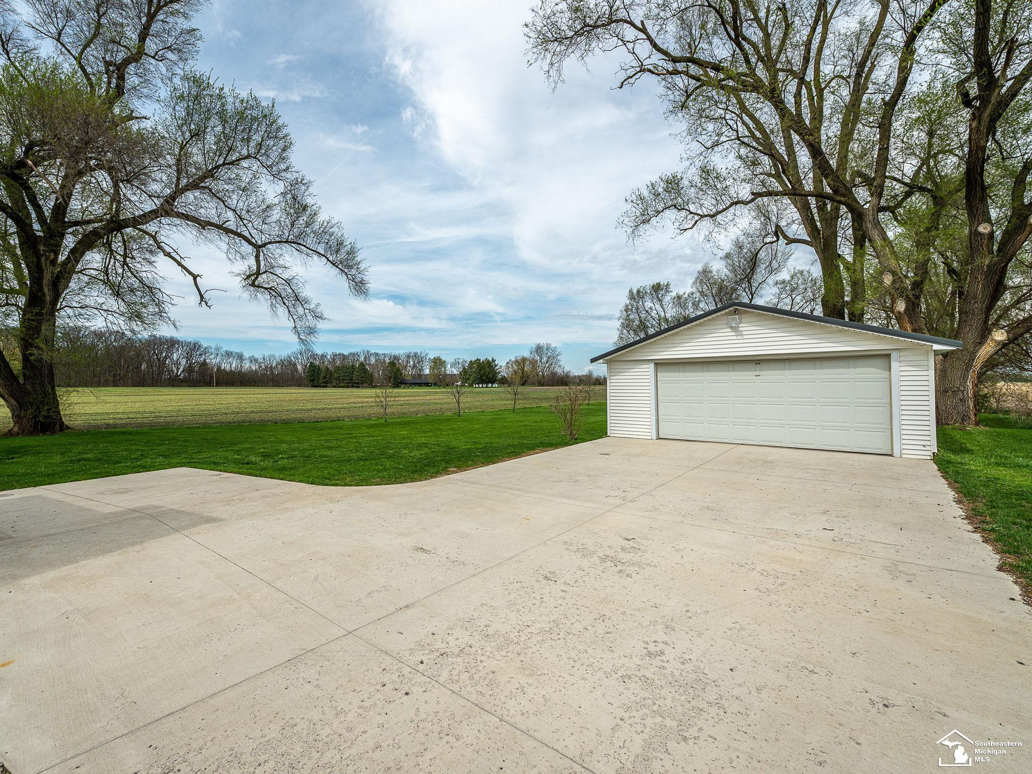 7650 S Custer Road, Monroe, MI 48161 — Photo 19
