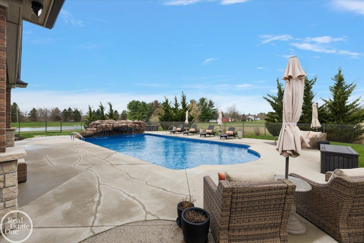 69211 Meadowbrook Lane, Unit #1, MI 48065 — Photo 6