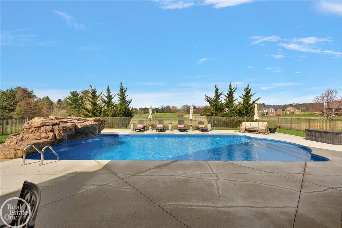 69211 Meadowbrook Lane, Unit #1, MI 48065 — Photo 7