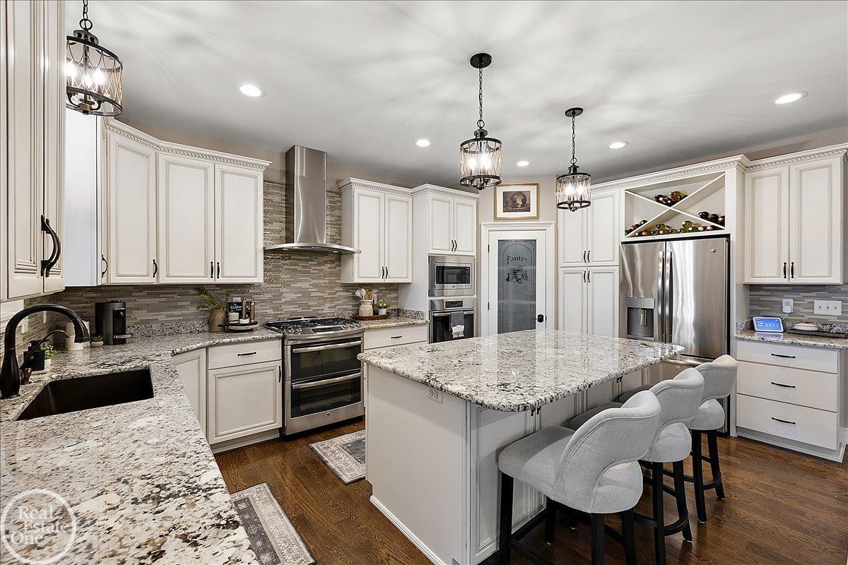 69211 Meadowbrook Lane, Unit #1, MI 48065 — Photo 18