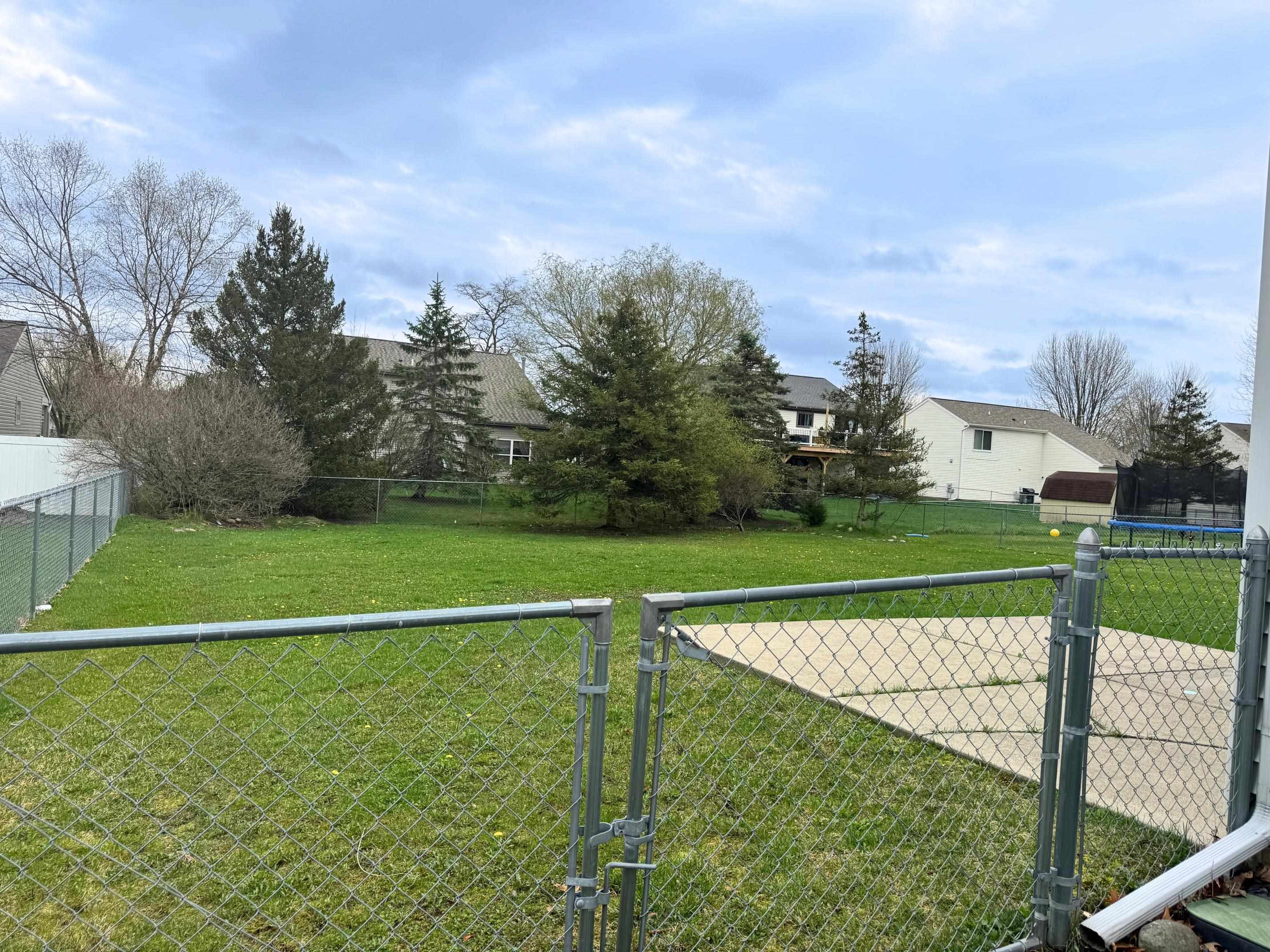 764 Carriage Hill Drive, Fenton, MI 48430 — Photo 20