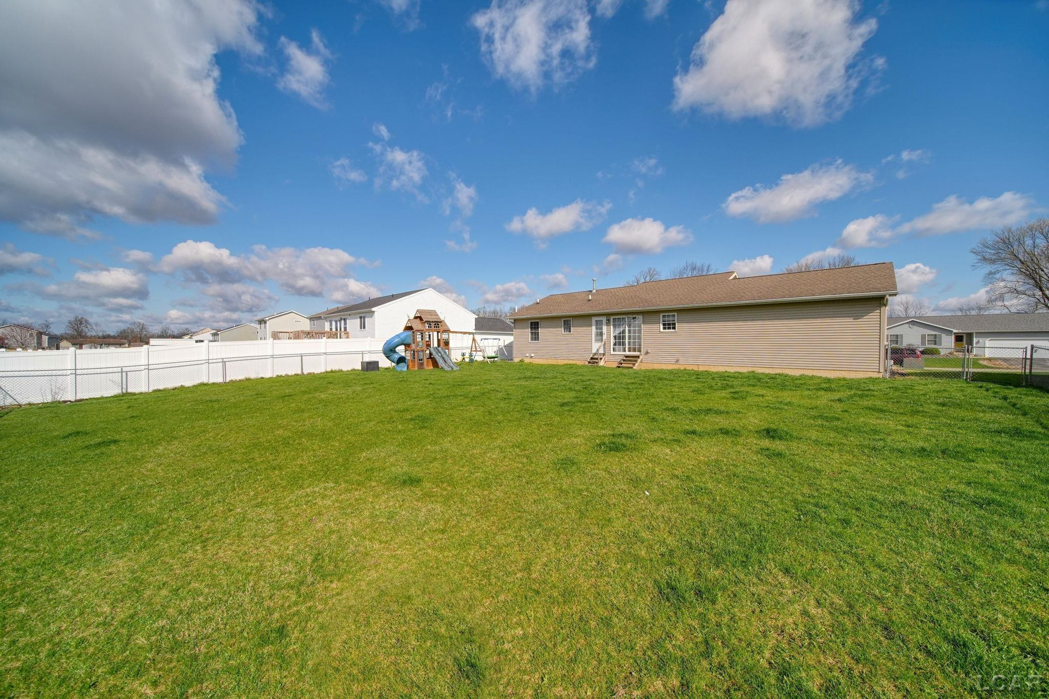 1955 Harold Street, Adrian, MI 49221 — Photo 27