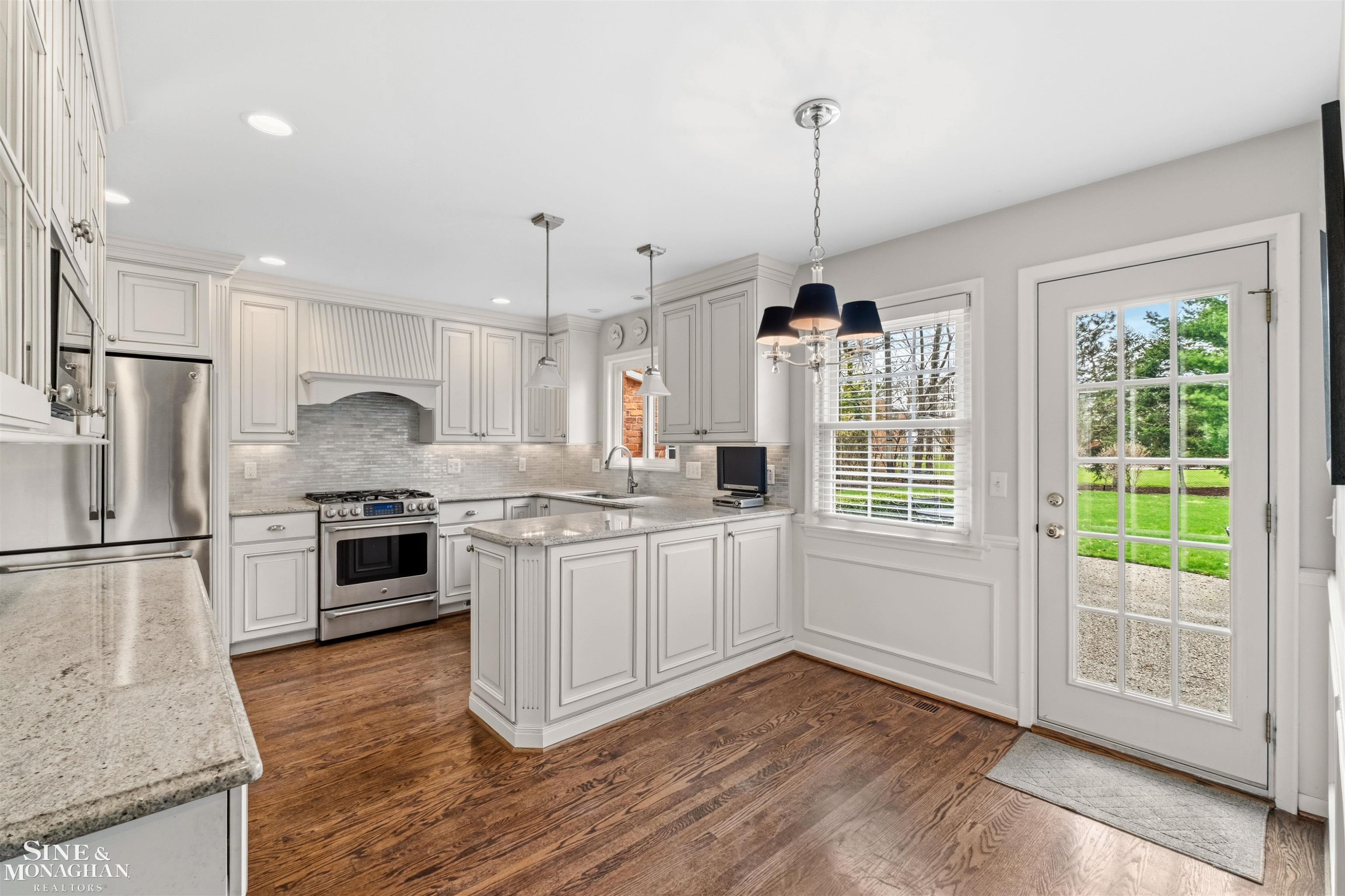171 Moran Road, Grosse Pointe Farms, MI 48236 — Photo 12