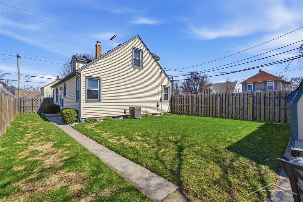 109 N Johnson Street, Bay City, MI 48708 — Photo 4