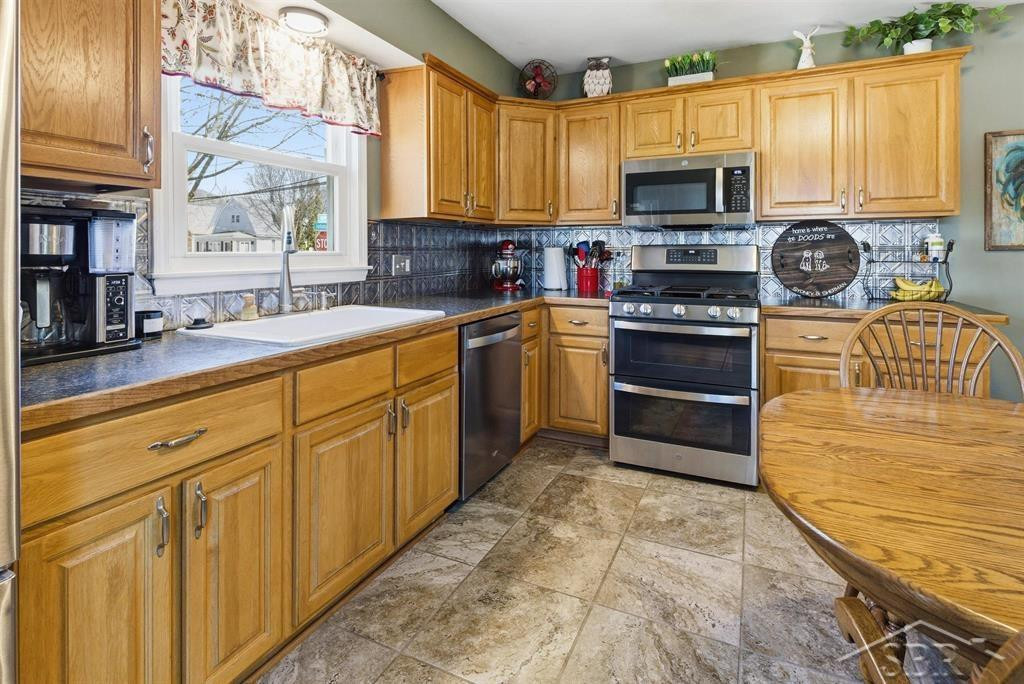 109 N Johnson Street, Bay City, MI 48708 — Photo 5