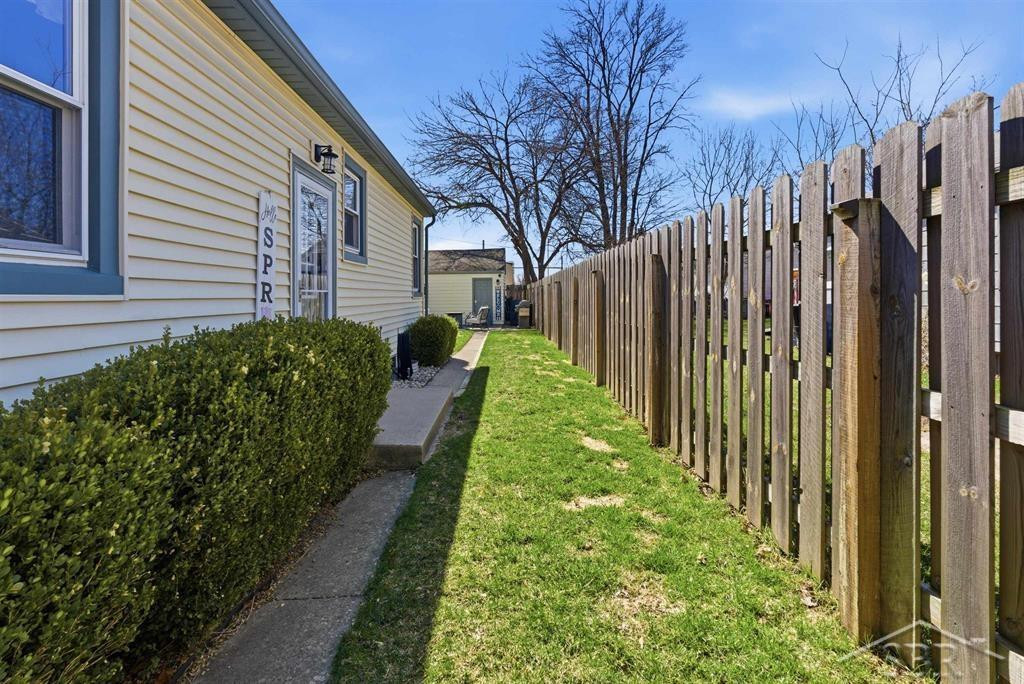 109 N Johnson Street, Bay City, MI 48708 — Photo 35