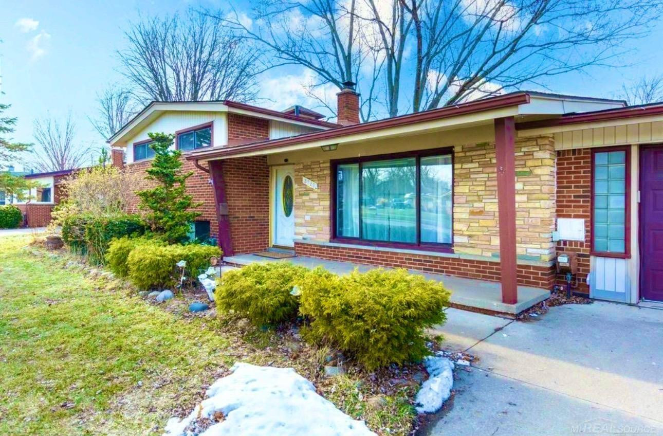 8729 KIDLEY Drive Drive, Sterling Heights, MI 48314 — Photo 28