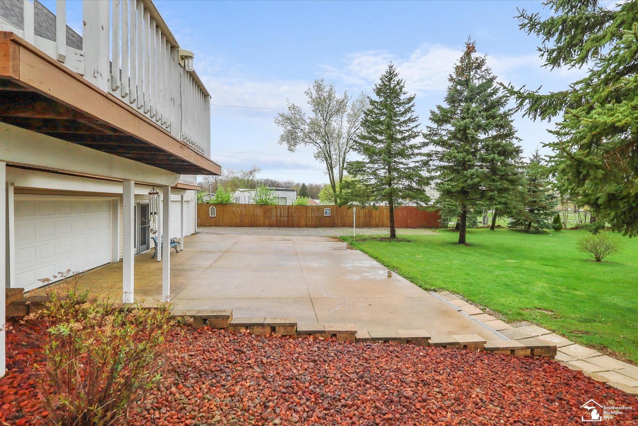 4890 Evergreen Drive, Monroe, MI 48161 — Photo 35