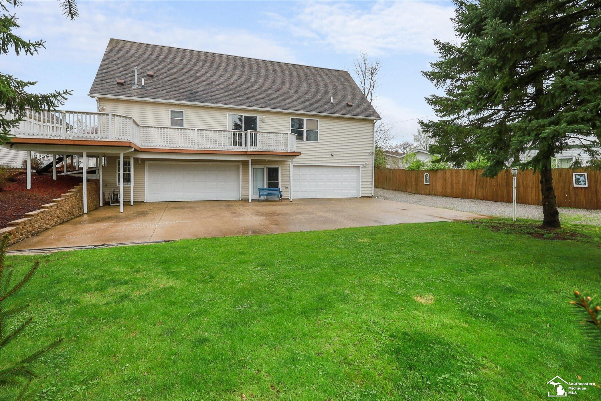 4890 Evergreen Drive, Monroe, MI 48161 — Photo 38
