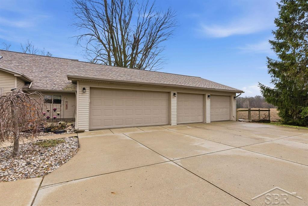 1285 W Wheeler Road, Auburn, MI 48611 — Photo 3