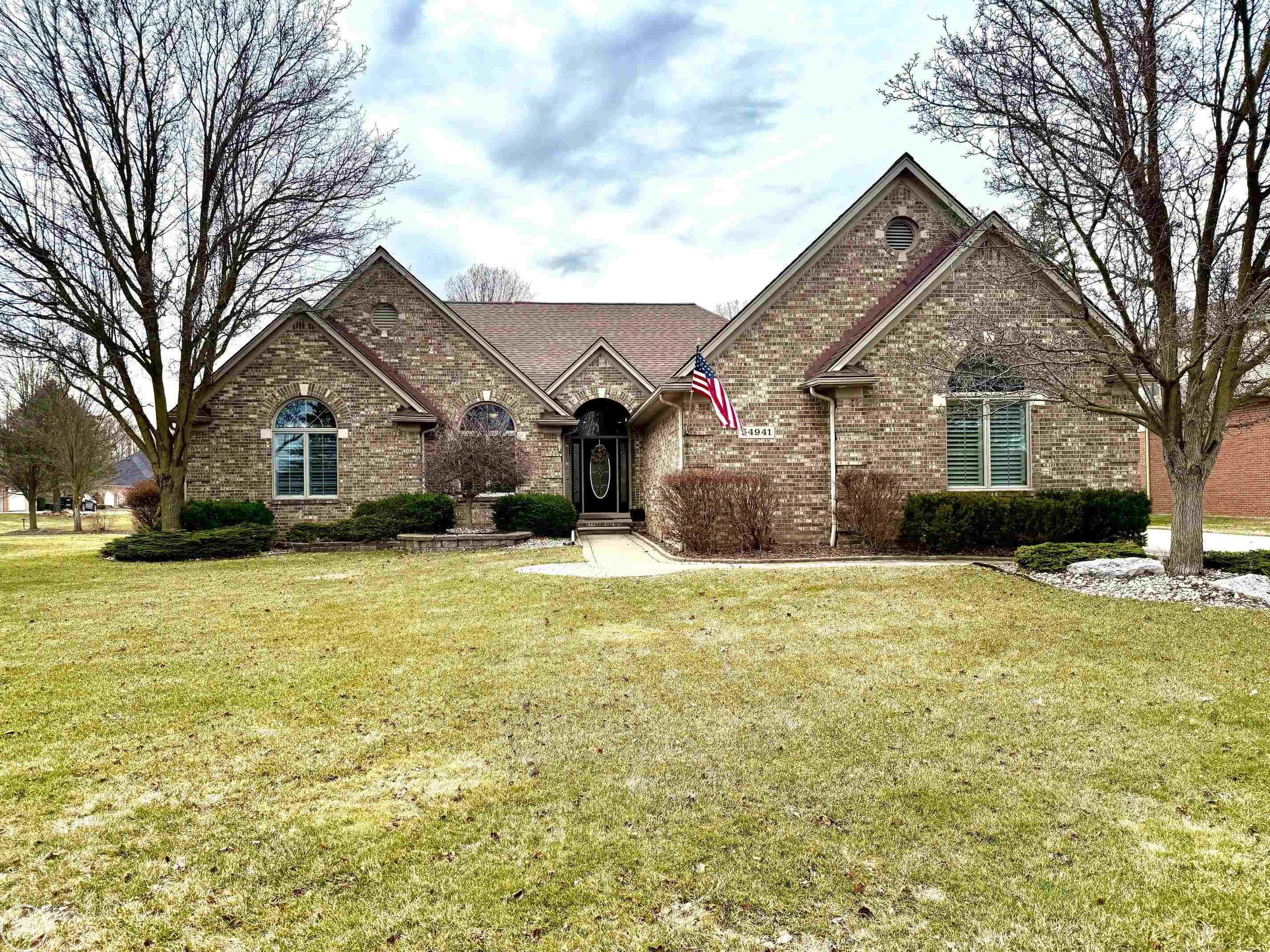 54941 Danielle Street, New Baltimore, MI 48047 — Photo 2